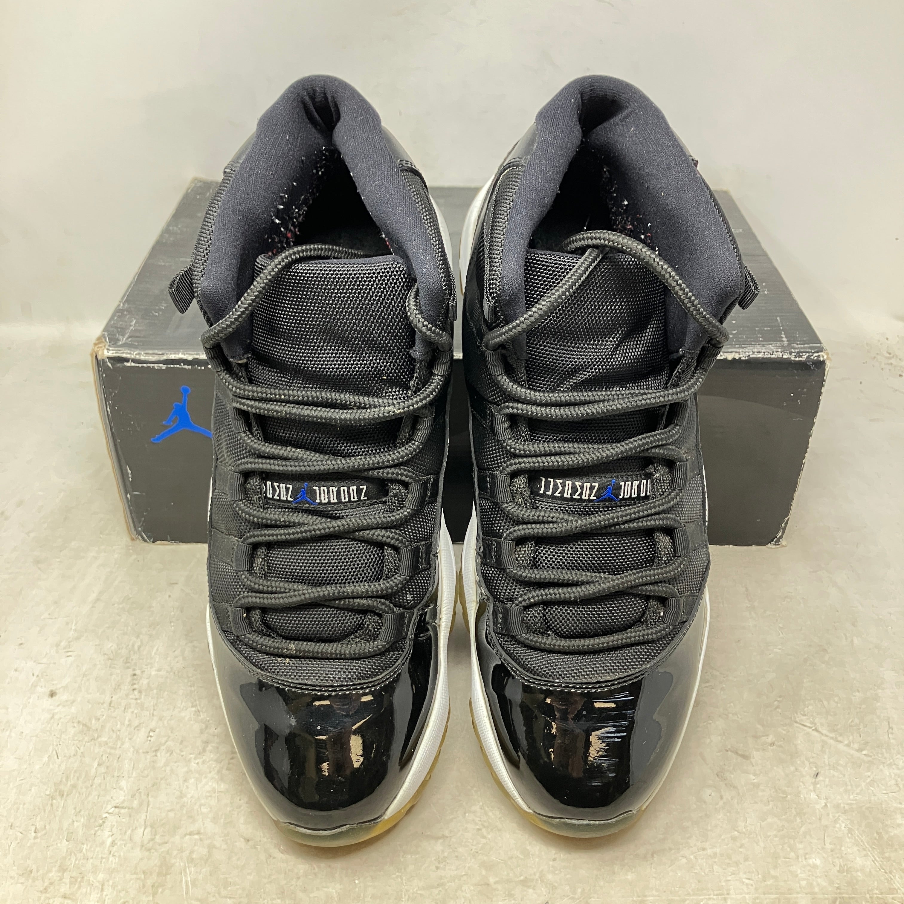 Jordan 11 Retro Space Jam (2009)