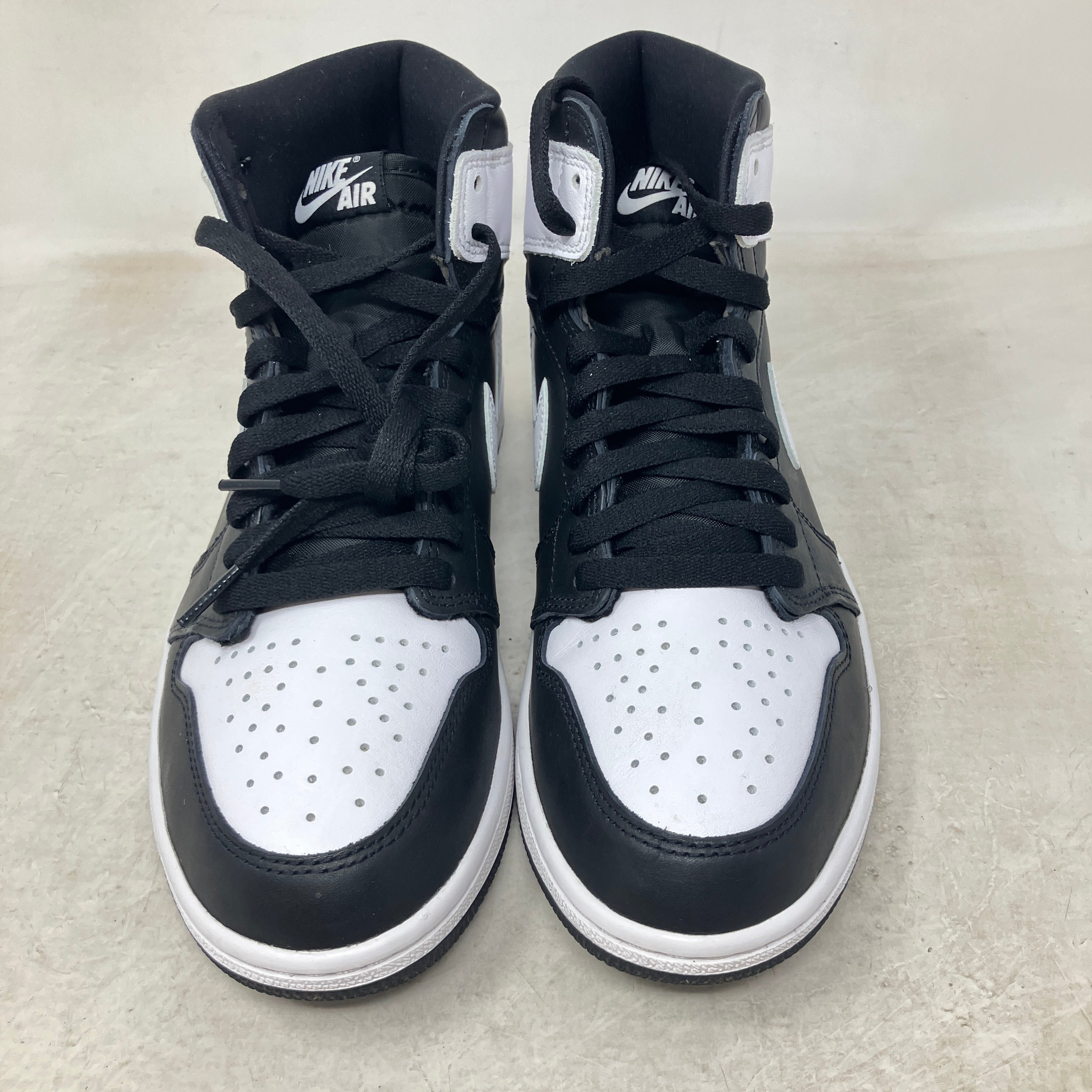 Jordan 1 Retro High OG Black White
