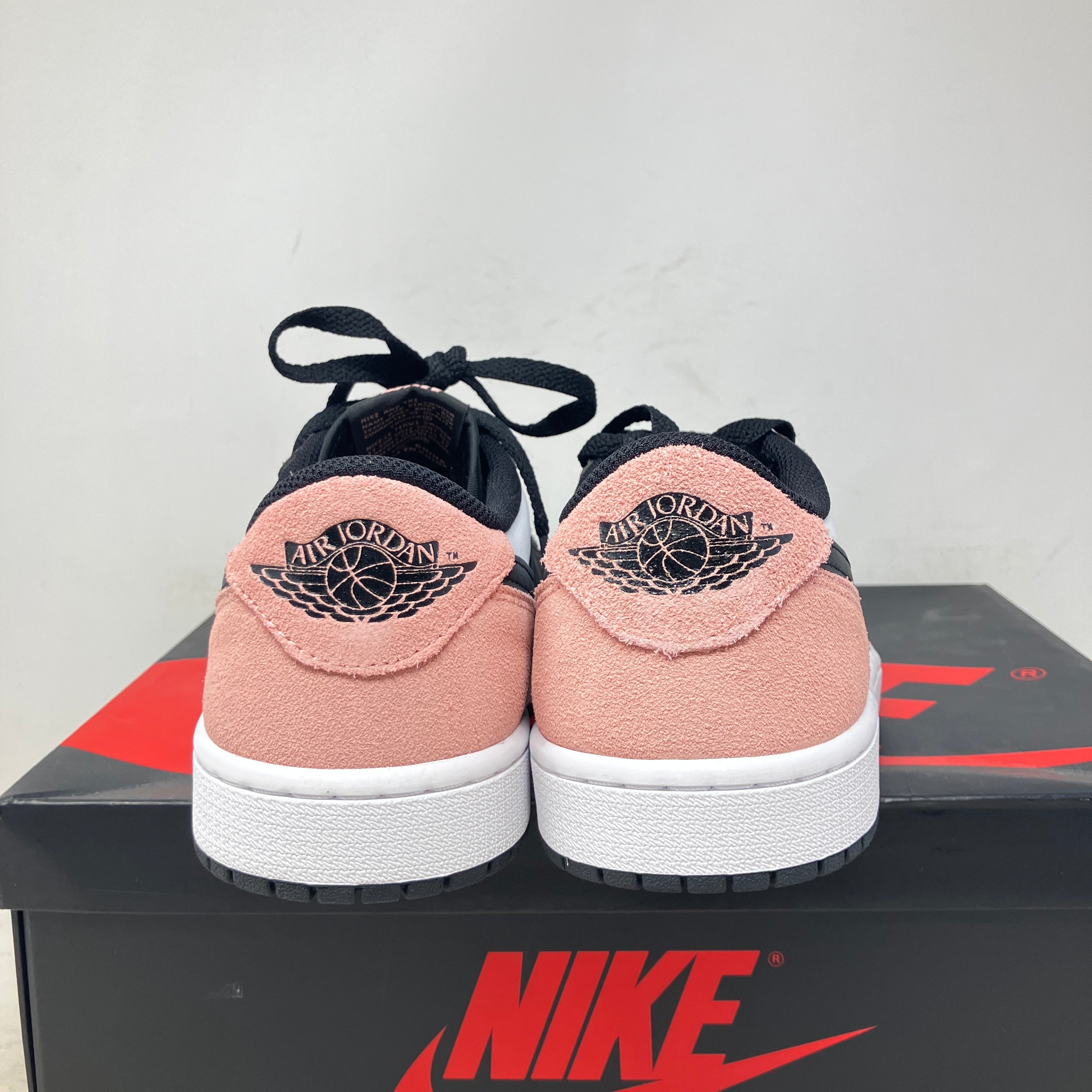 Jordan 1 Low OG Bleached Coral