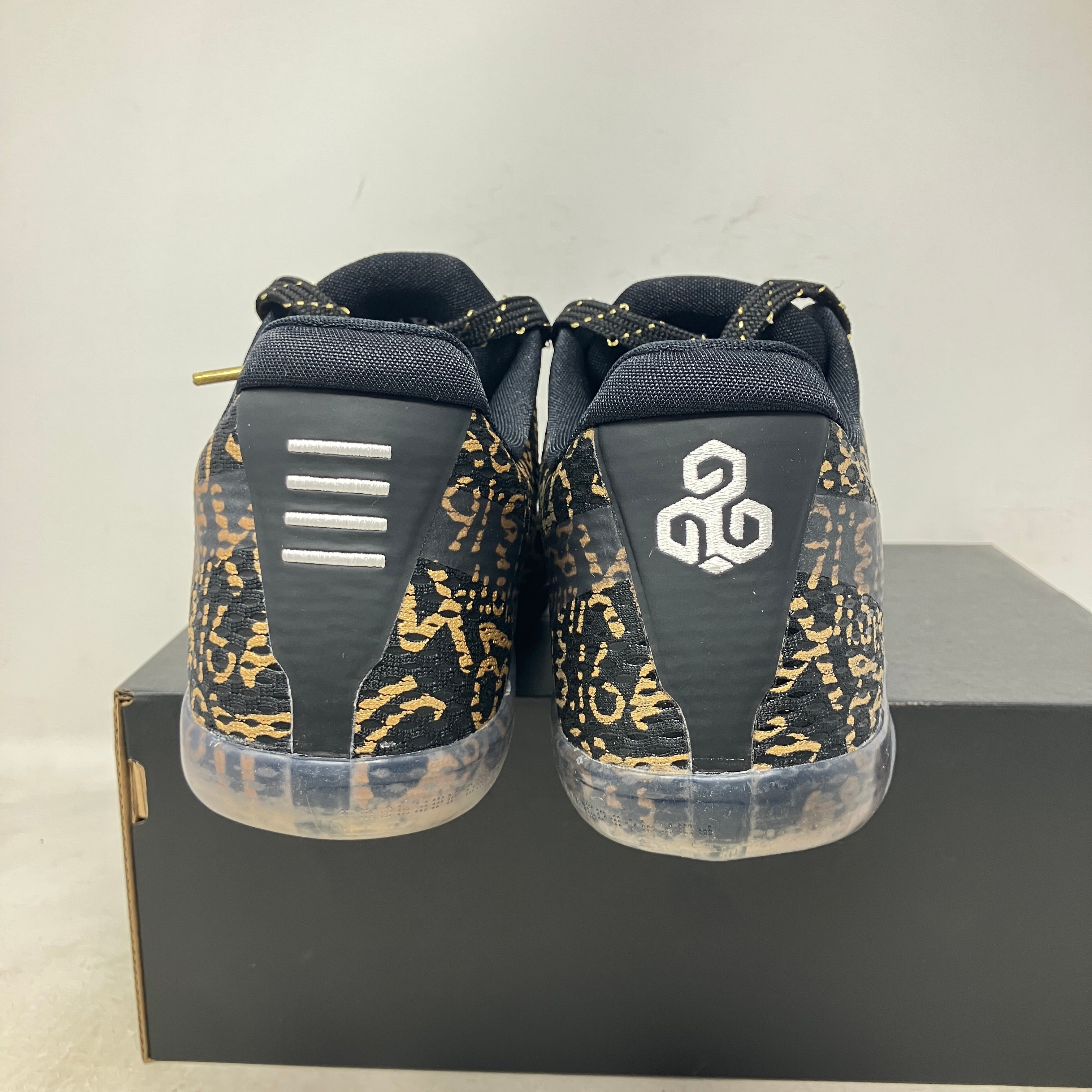 Nike Kobe 11 Protro Mamba Day