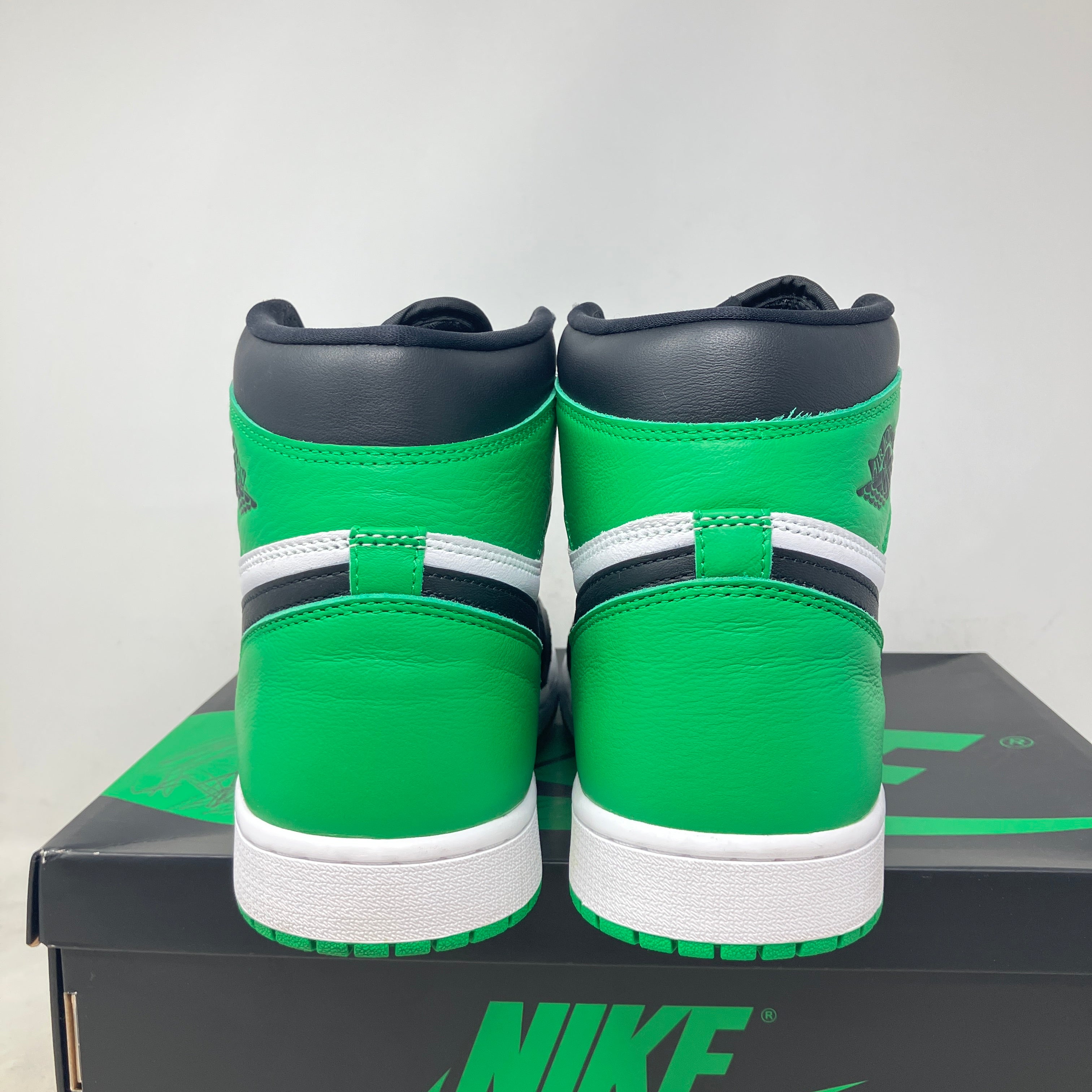 Jordan 1 Retro High OG Lucky Green