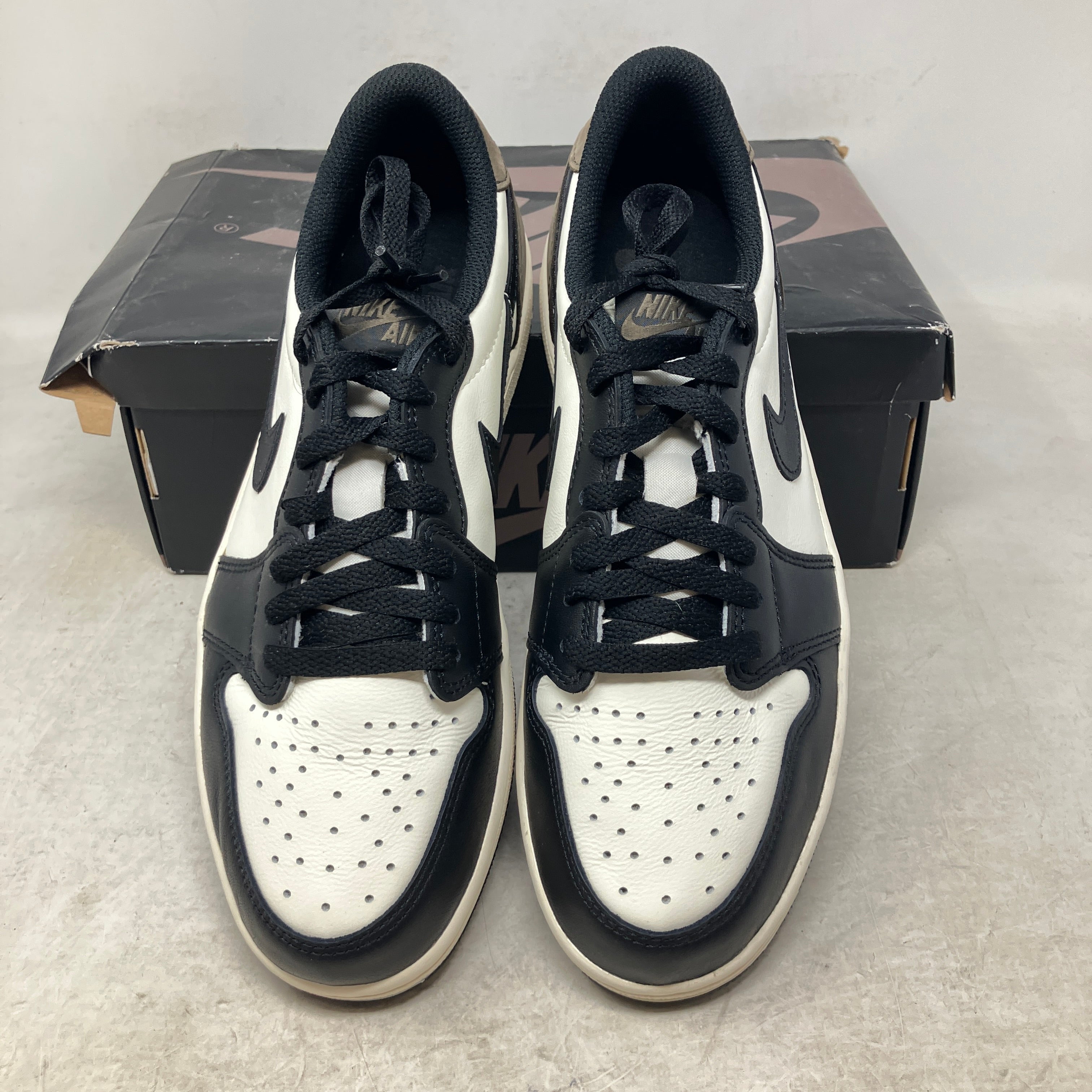 Jordan 1 Retro Low OG Mocha