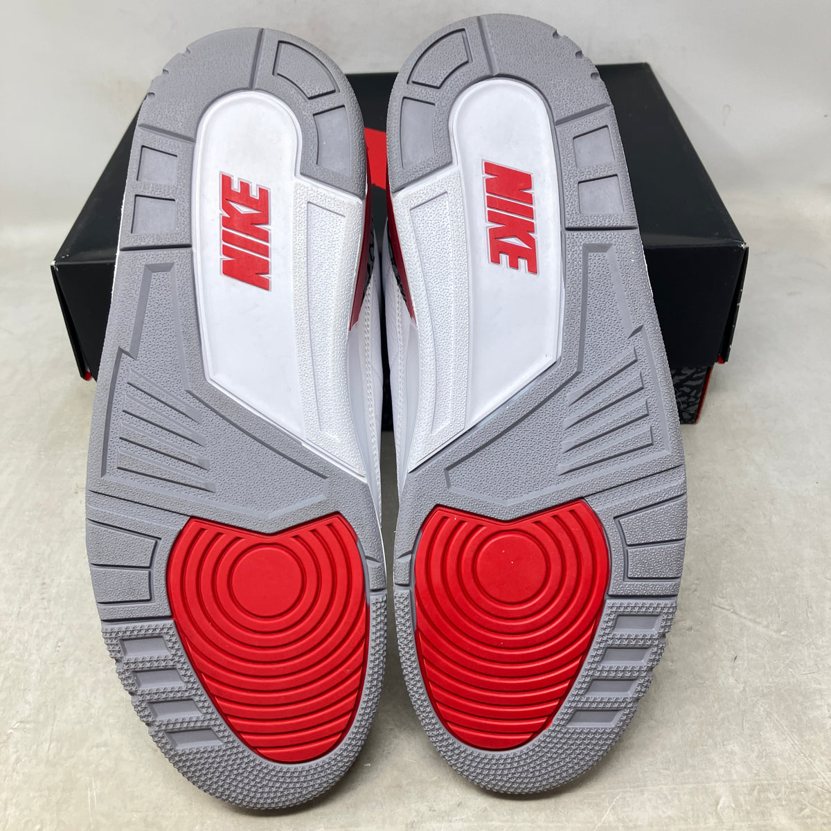 Jordan 3 Retro Fire Red (2022)