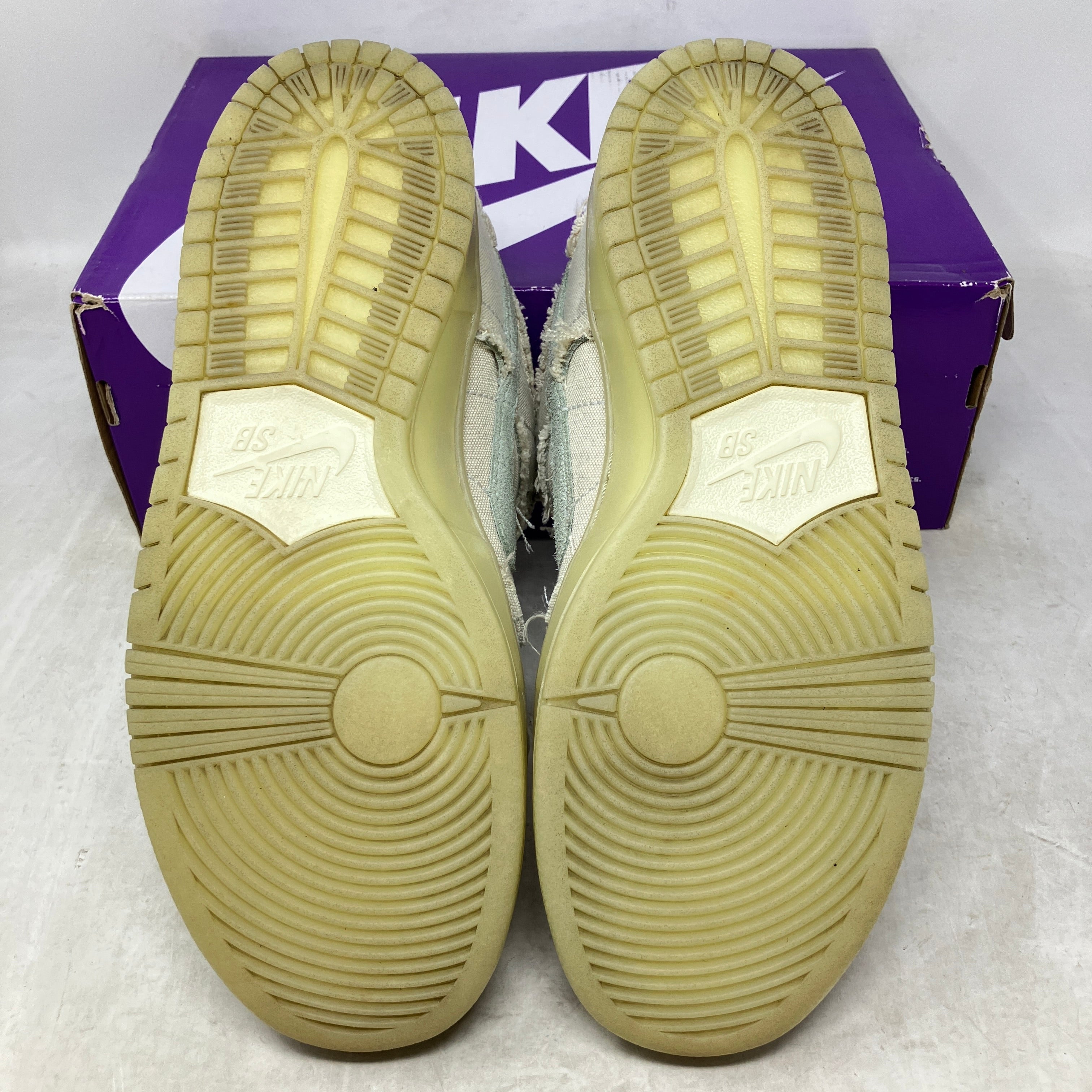 Nike SB Dunk Low Mummy