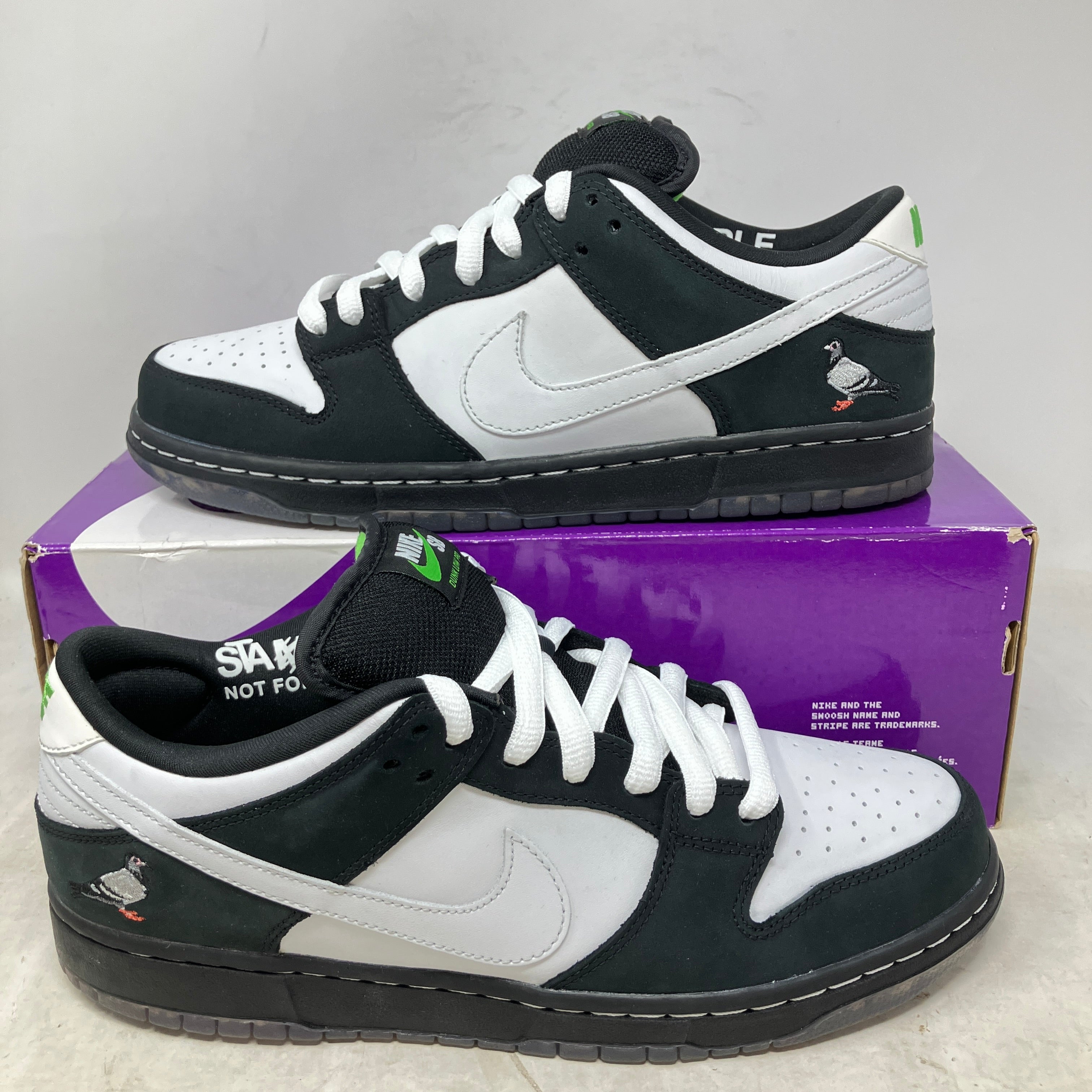 Nike SB Dunk Low Staple Panda Pigeon