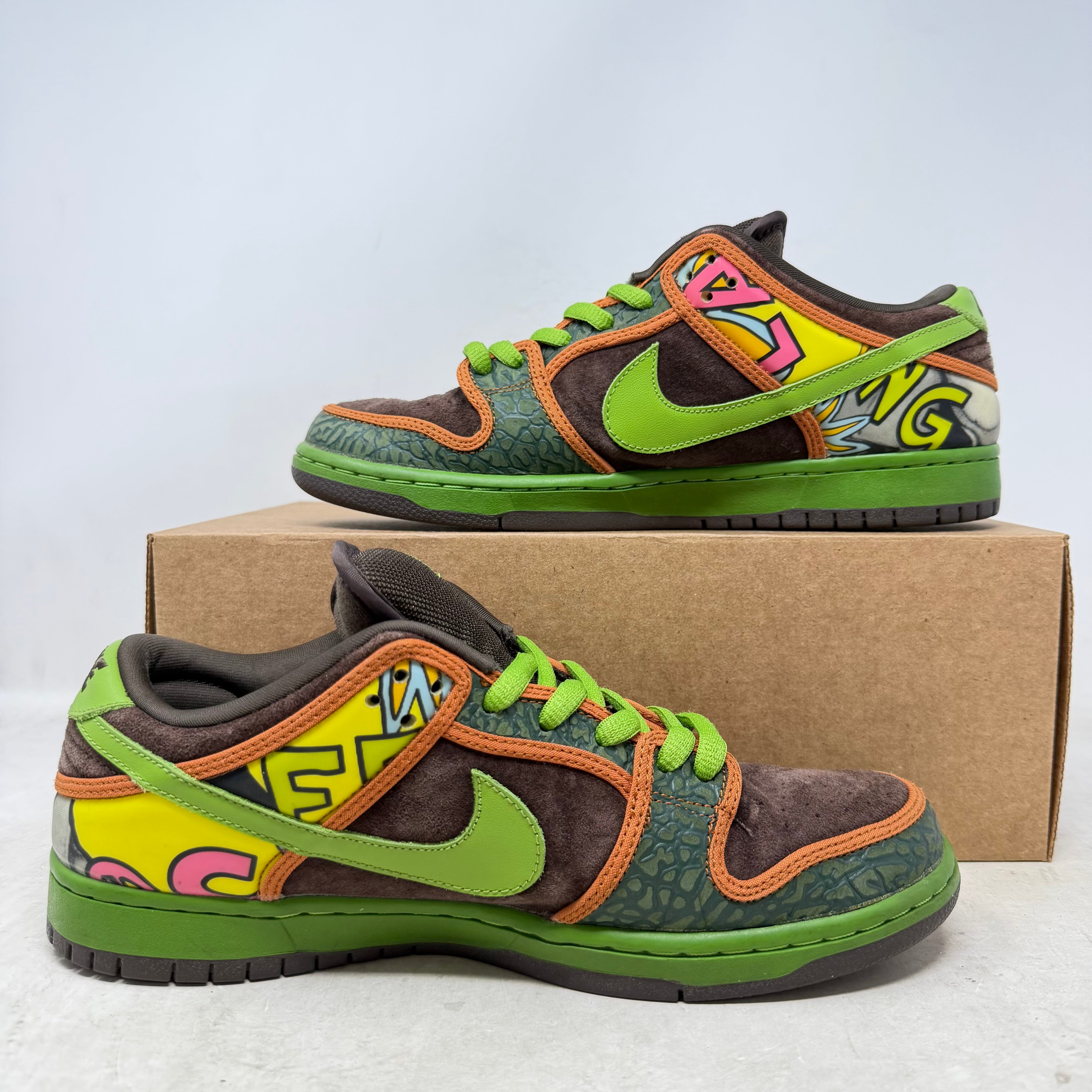 Nike SB Dunk Low De La Soul (2015)
