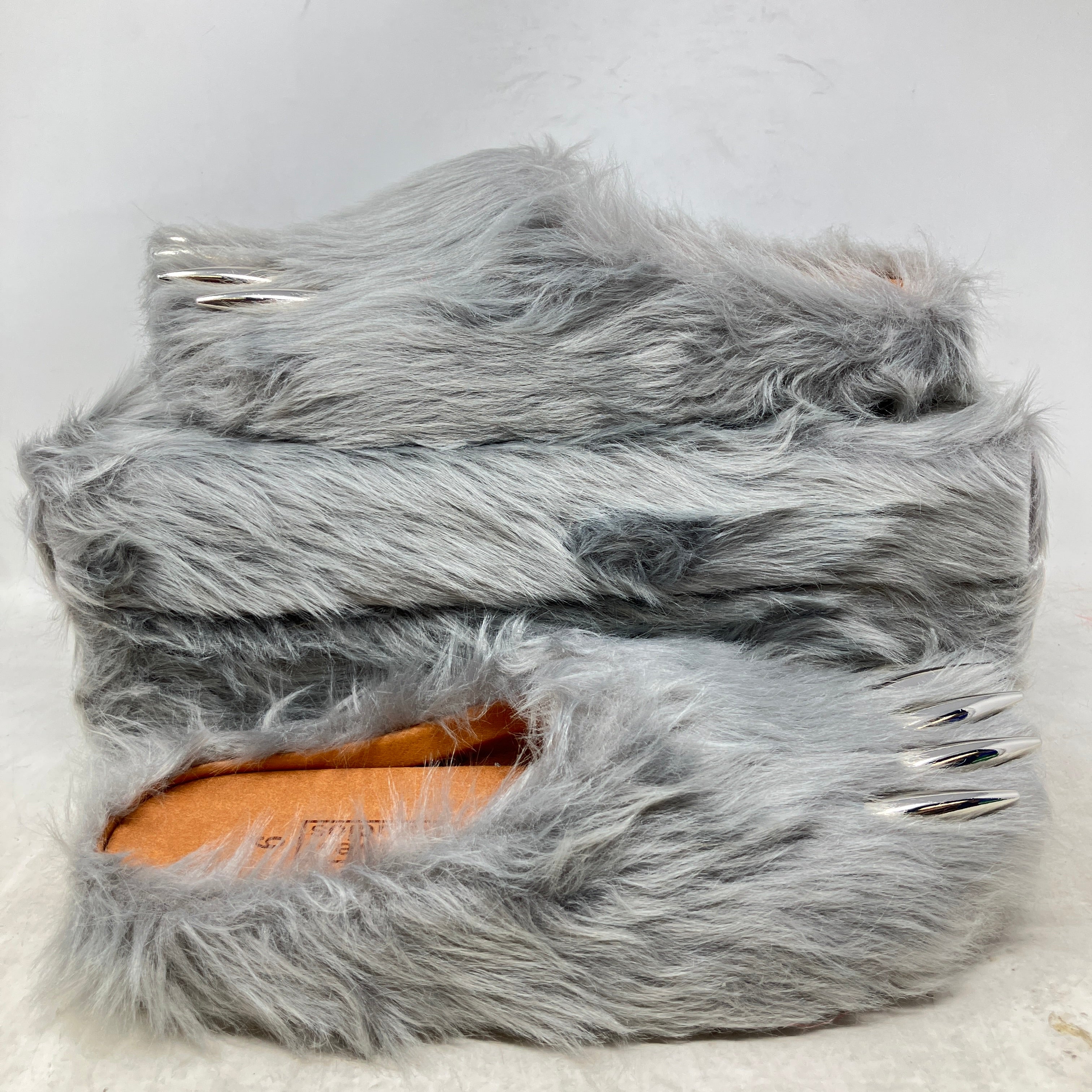 Bravest Studios Bear Claw Mule Grey