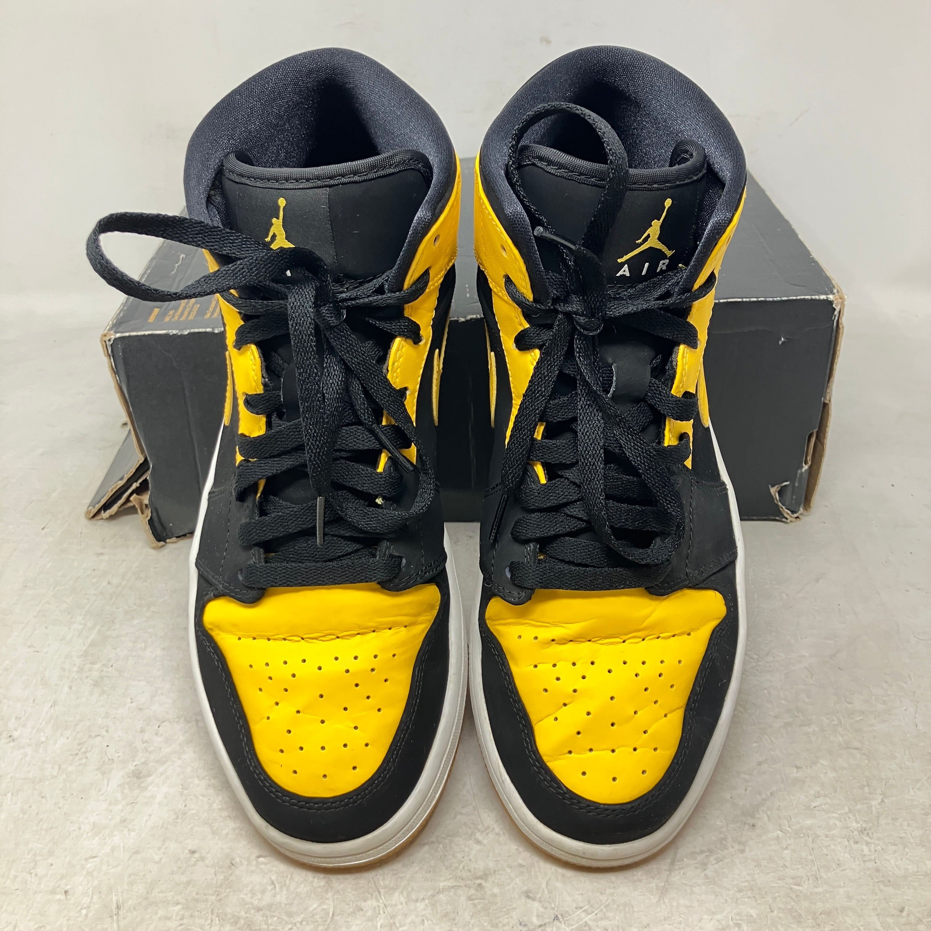 Jordan 1 Retro Mid New Love (2017)