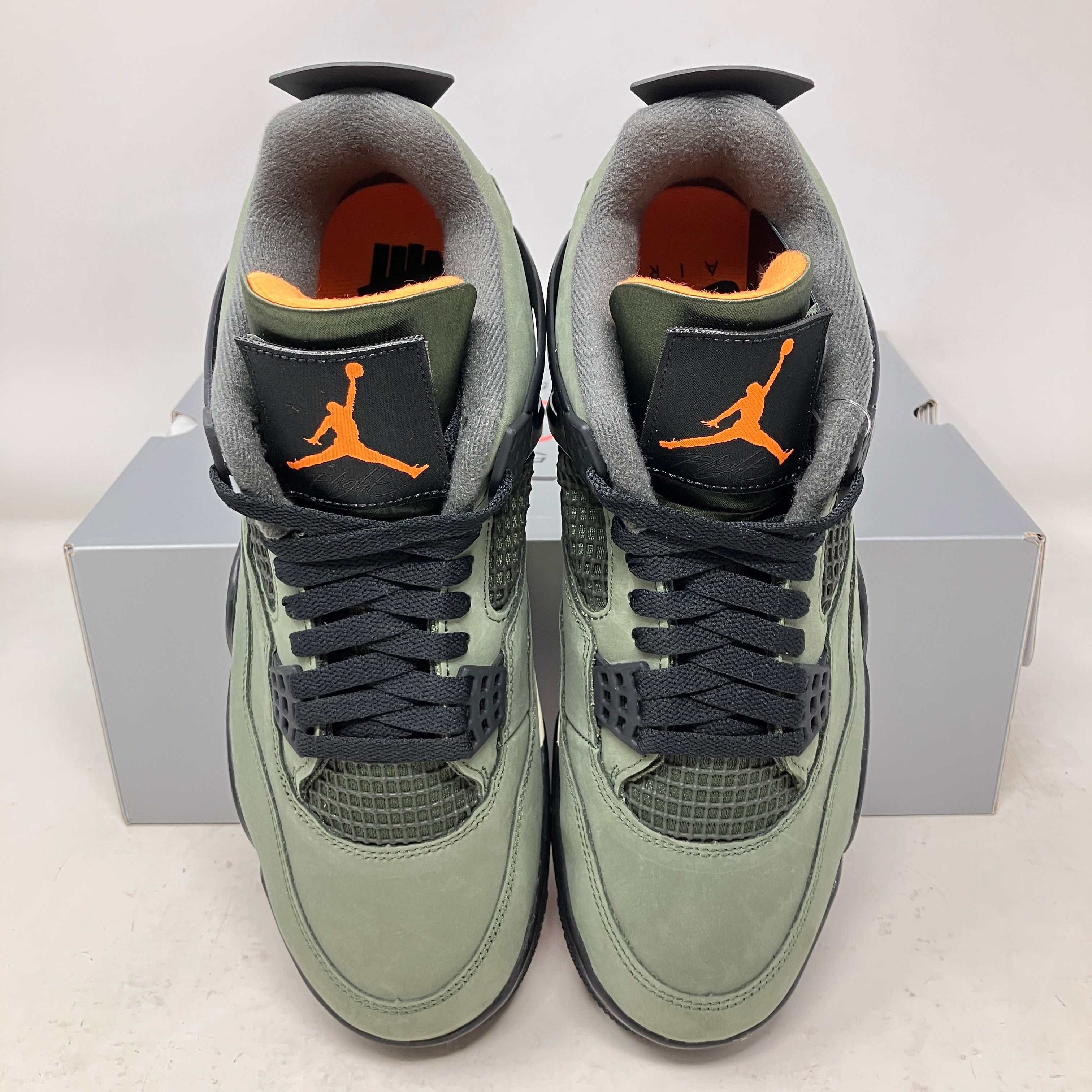 Jordan 4 Retro OG SP Undefeated (2025)