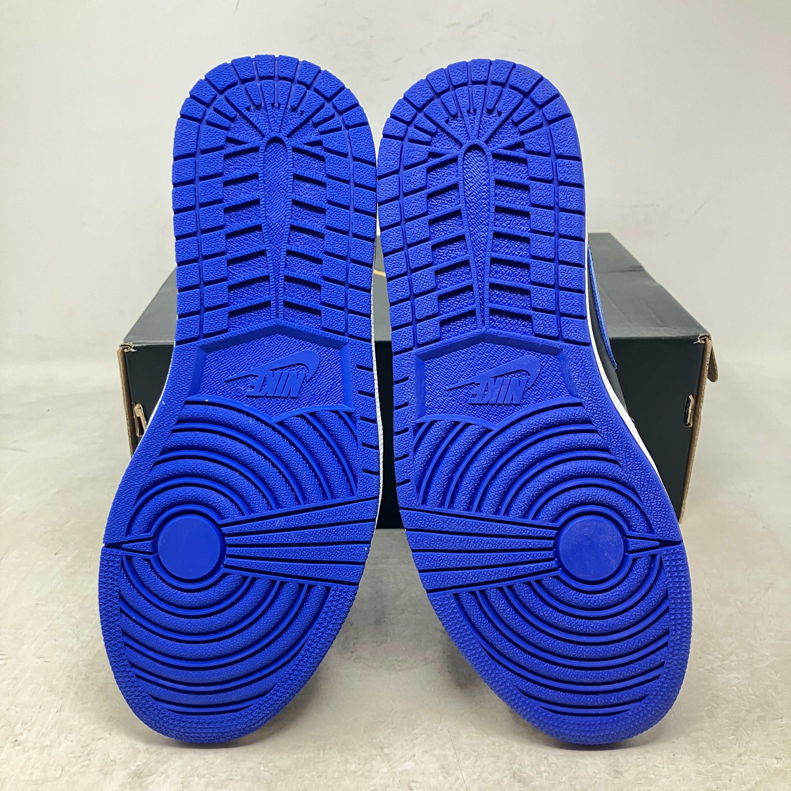 Jordan 1 Mid Royal (2020)