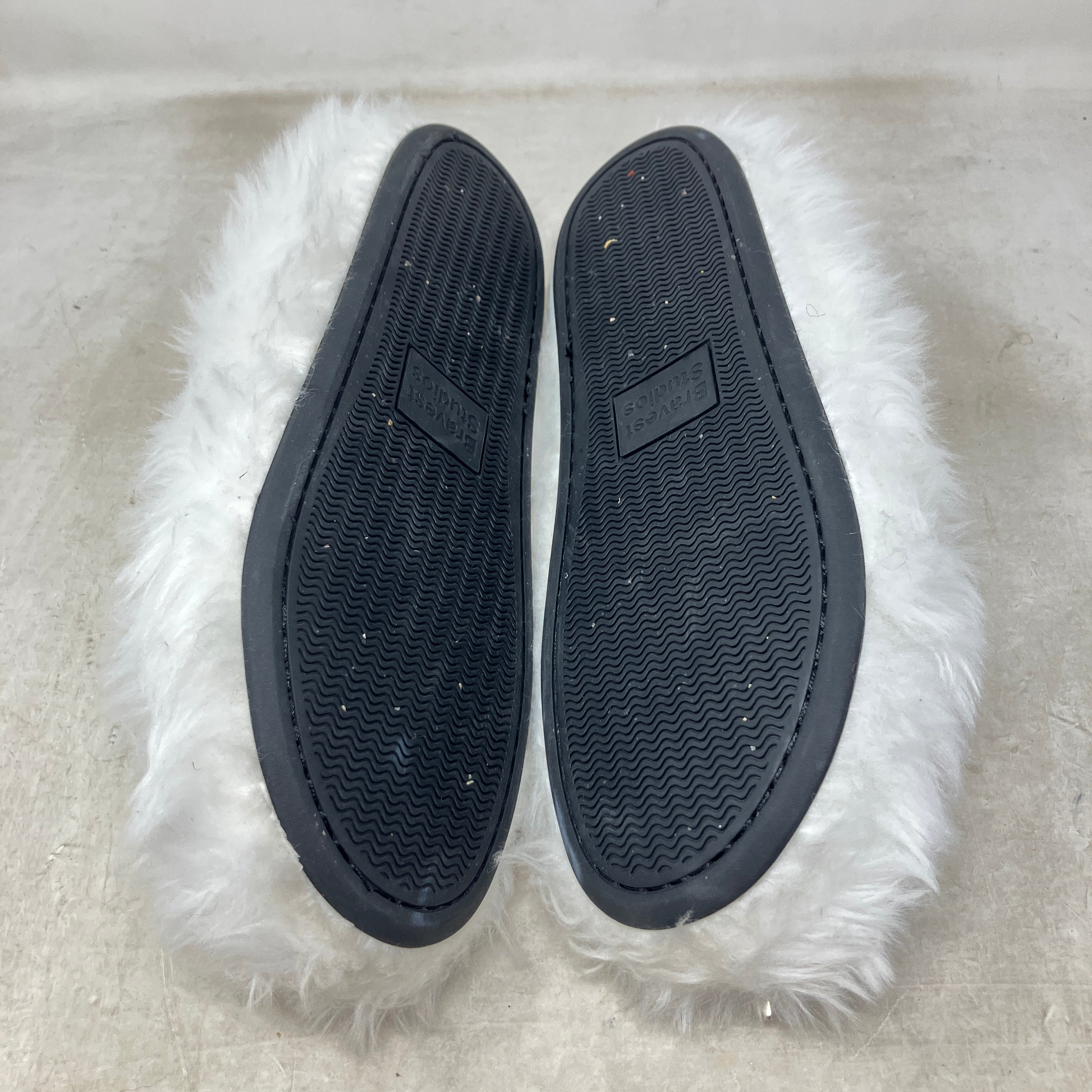 Bravest Studios Bear Claw Mule White