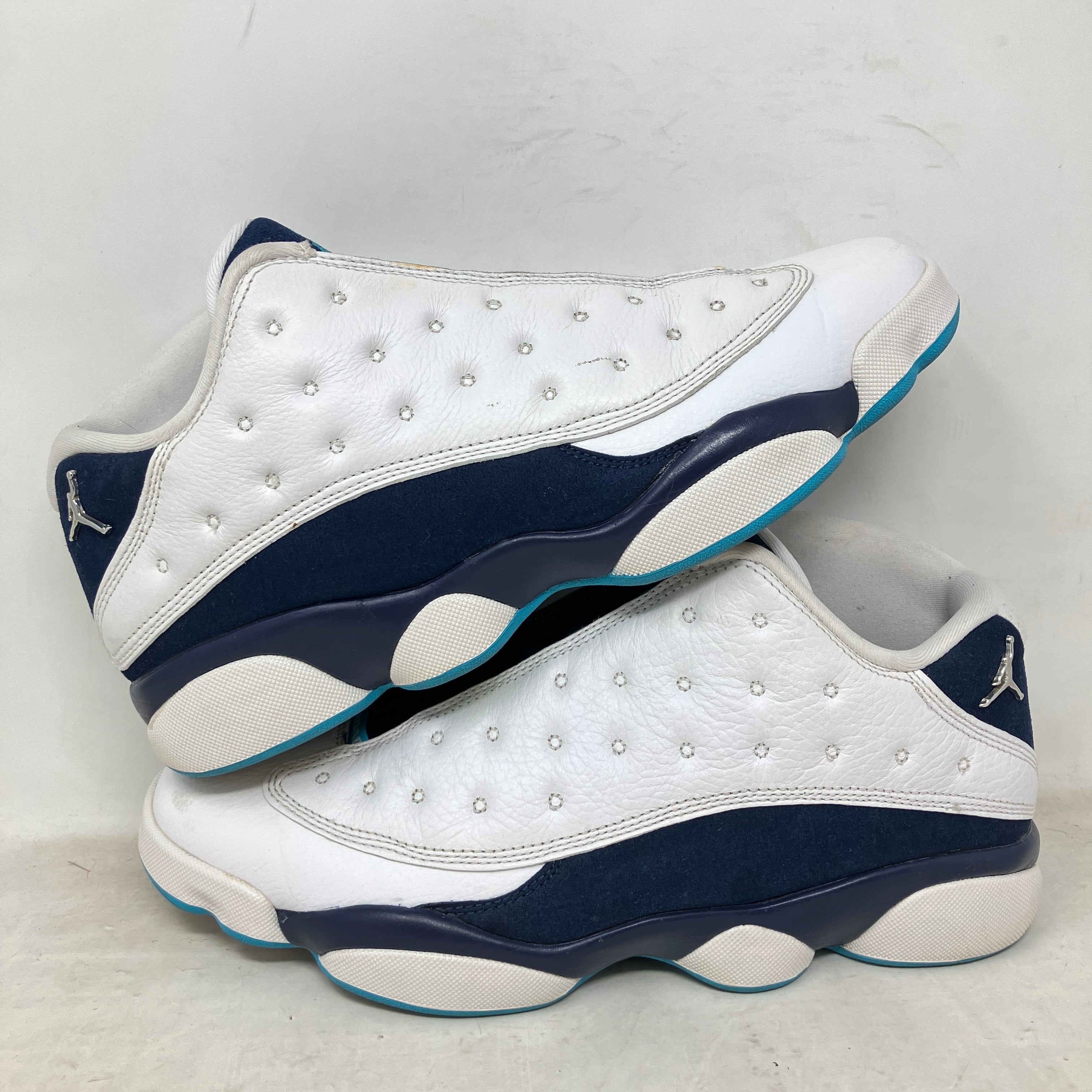 Jordan 13 Retro Low Hornets
