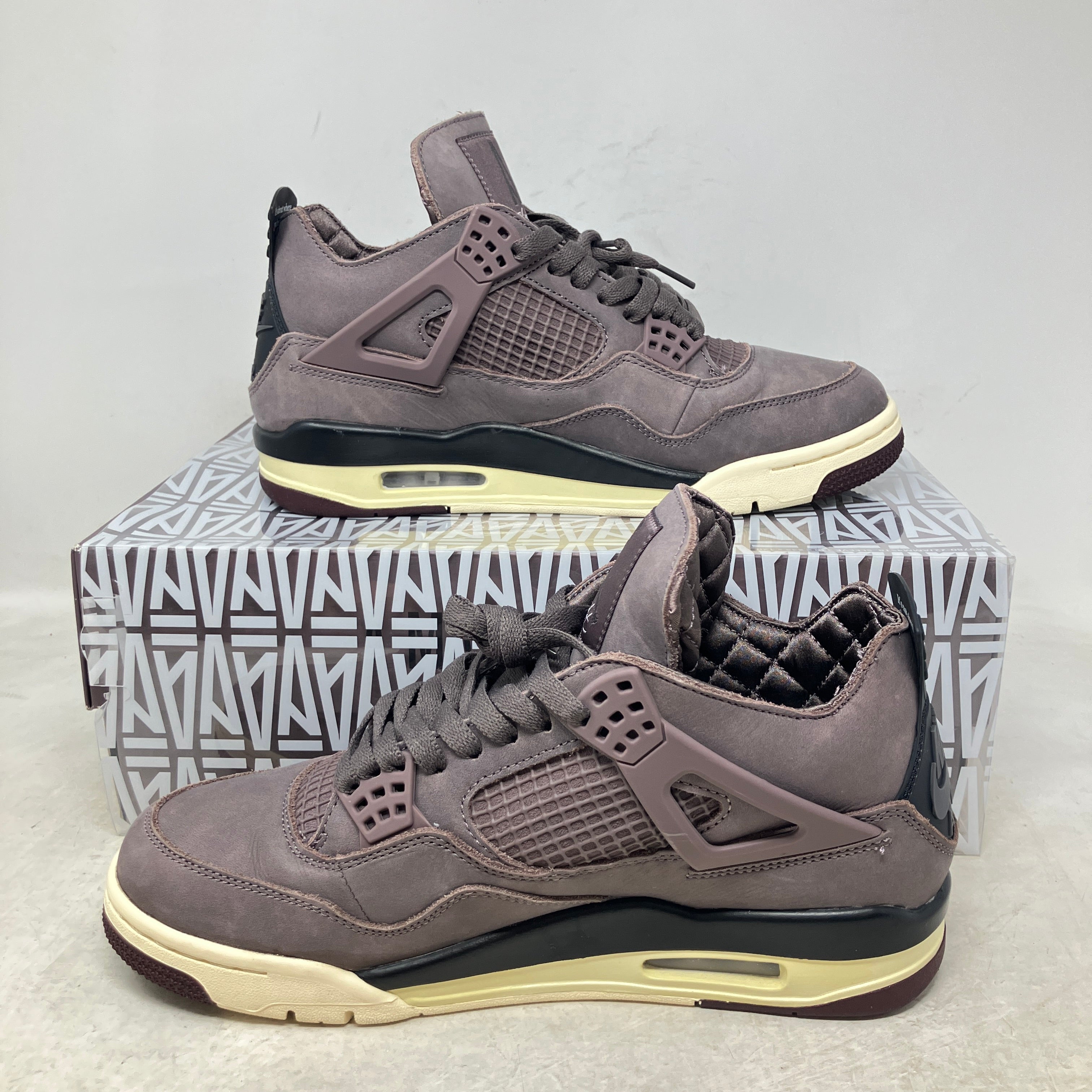 Jordan 4 Retro SP A Ma Maniére Violet Ore