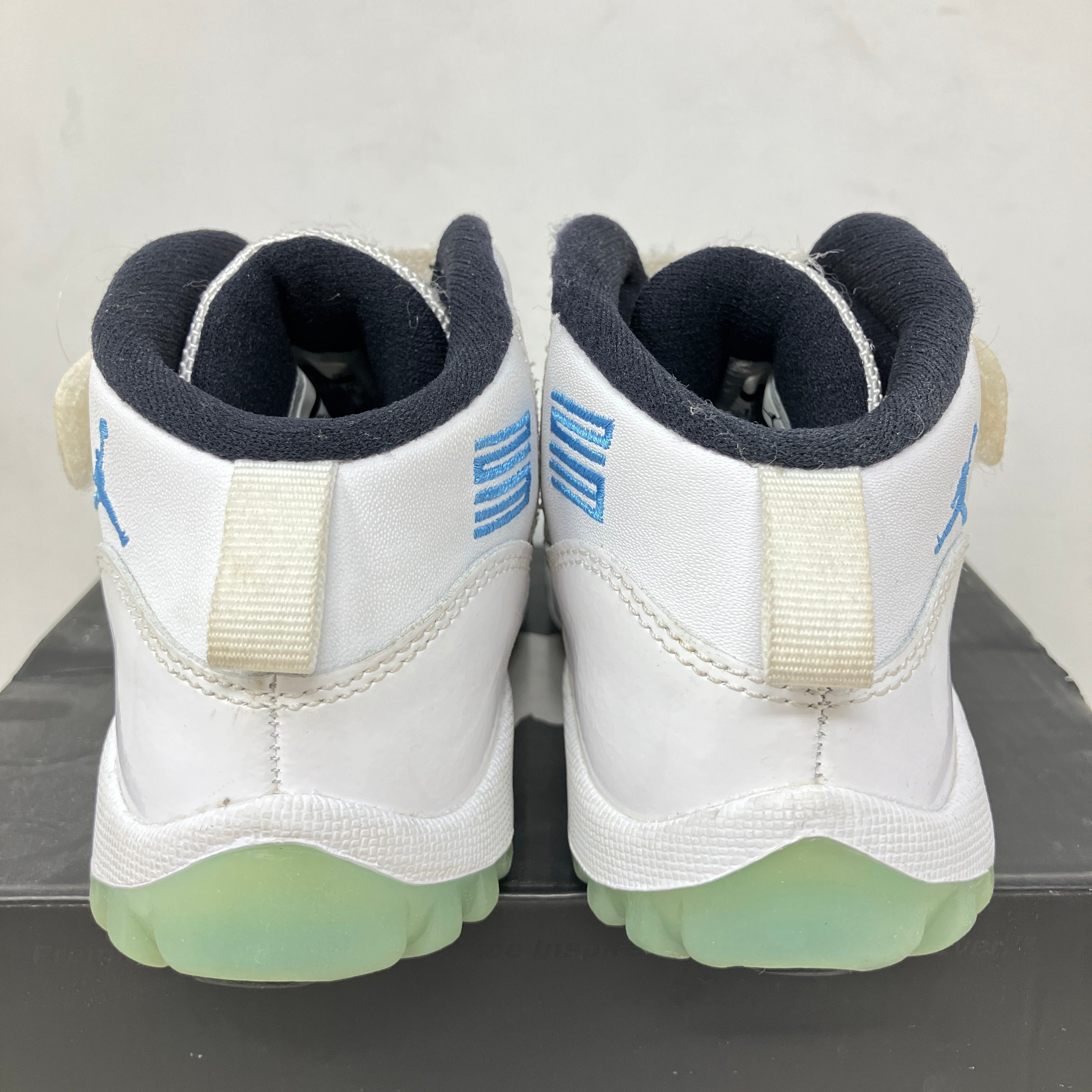 Jordan 11 Retro Legend Blue (TD)