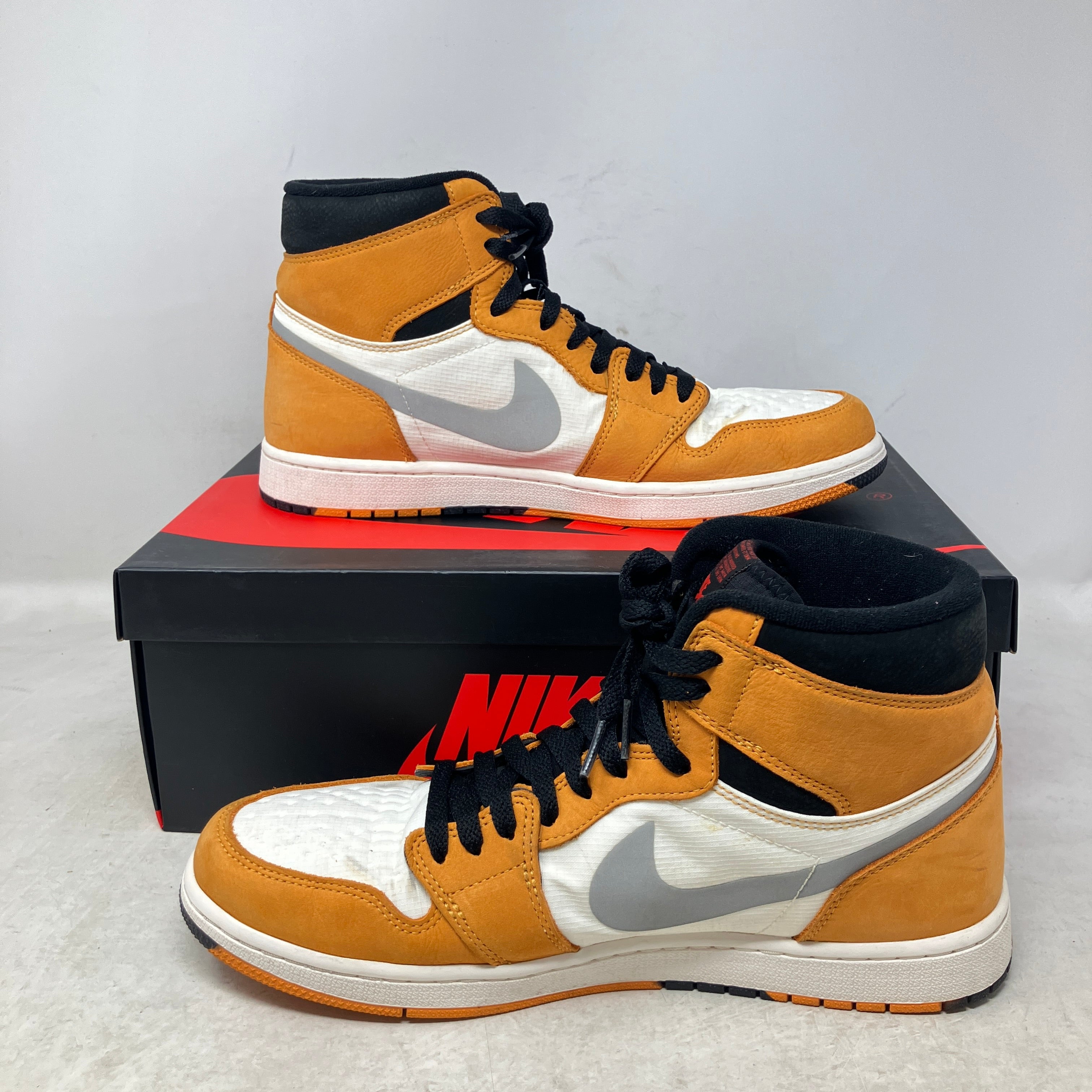 Jordan 1 Retro High Element Gore-Tex Light Curry