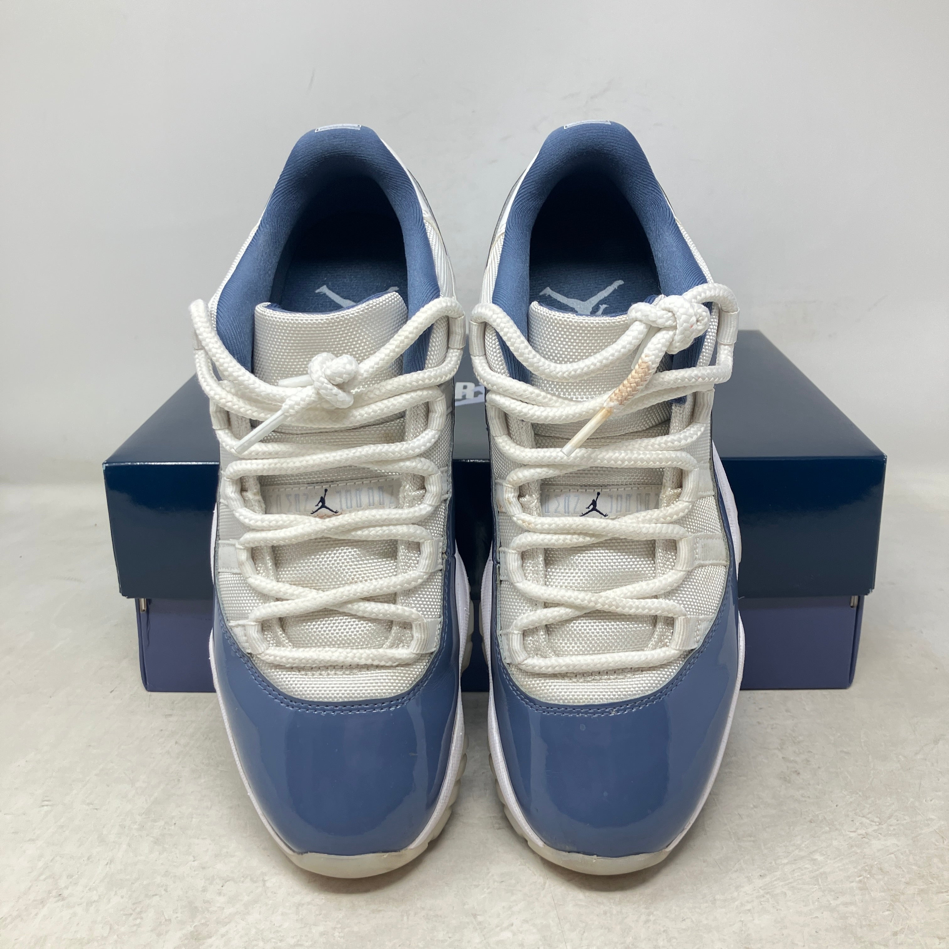 Jordan 11 Retro Low Diffused Blue