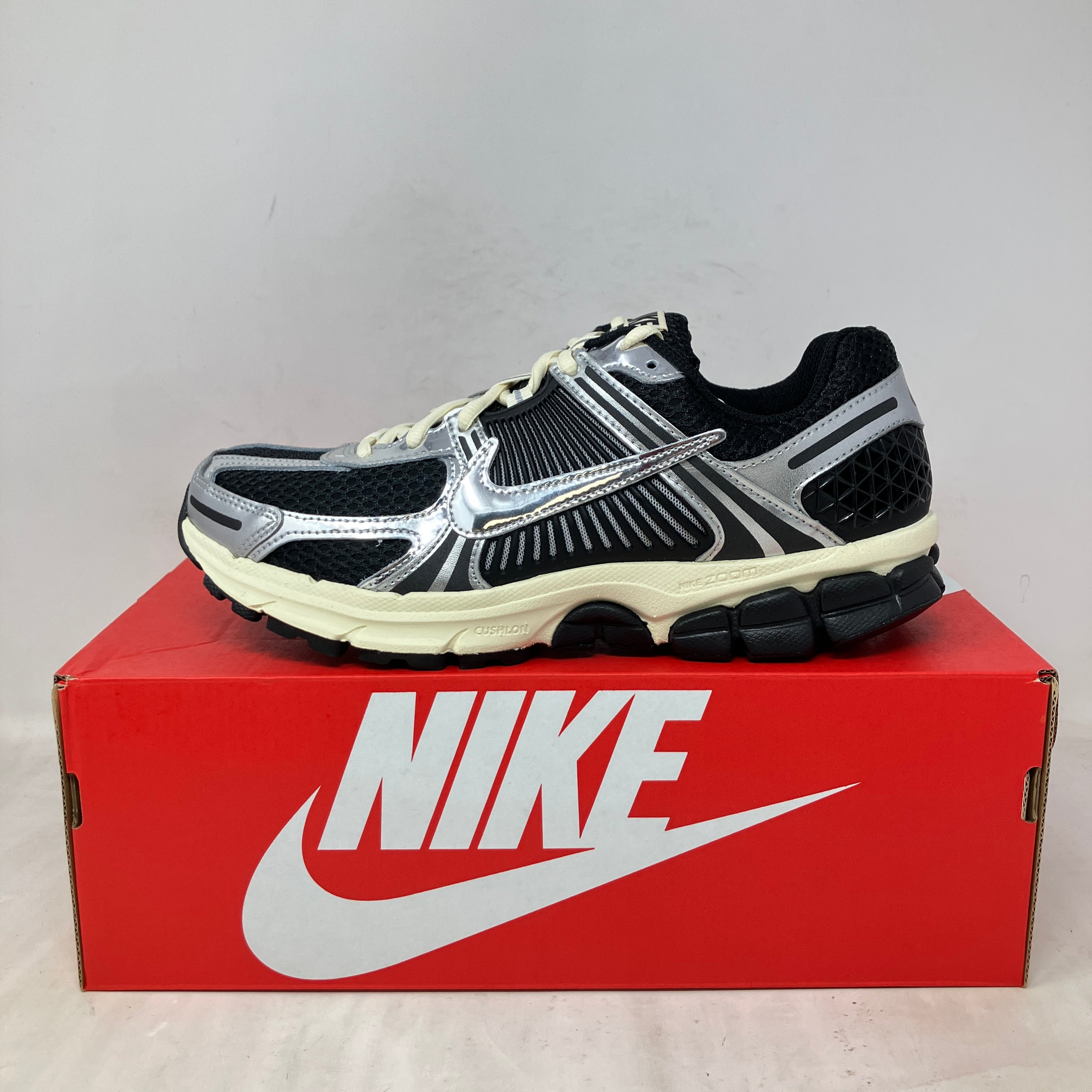 Nike Zoom Vomero 5 Black Chrome
