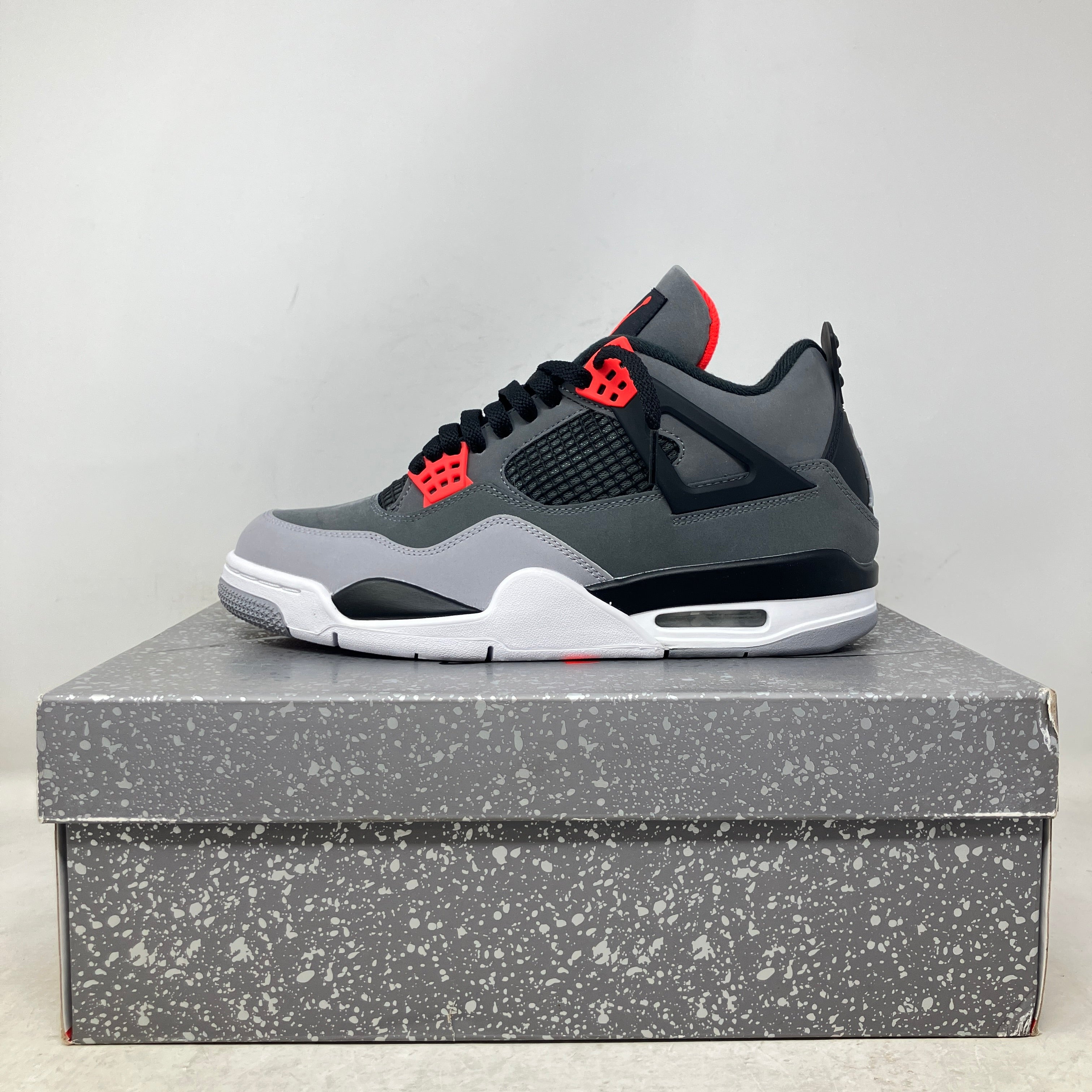 Jordan 4 Retro Infrared
