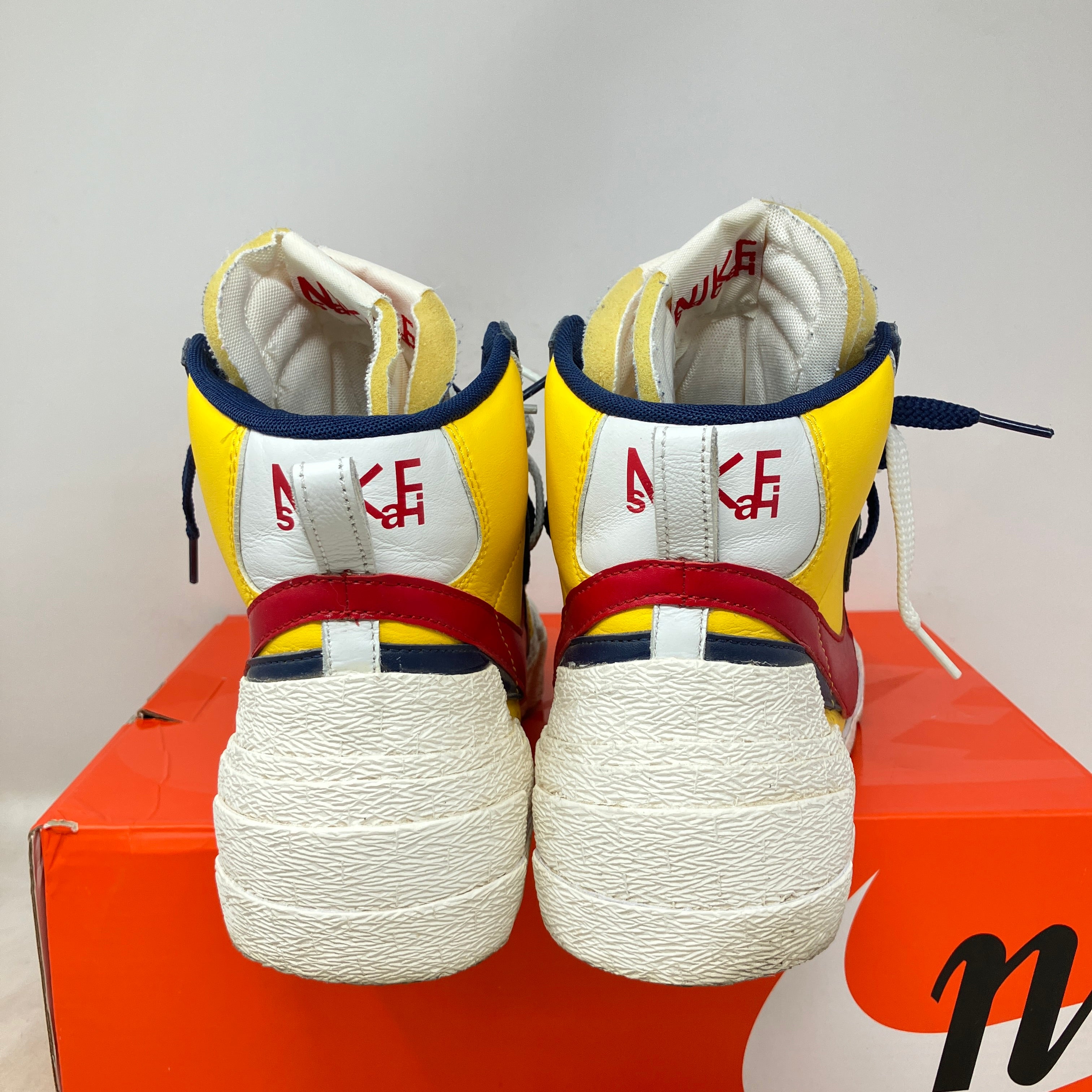Nike Blazer Mid sacai Snow Beach