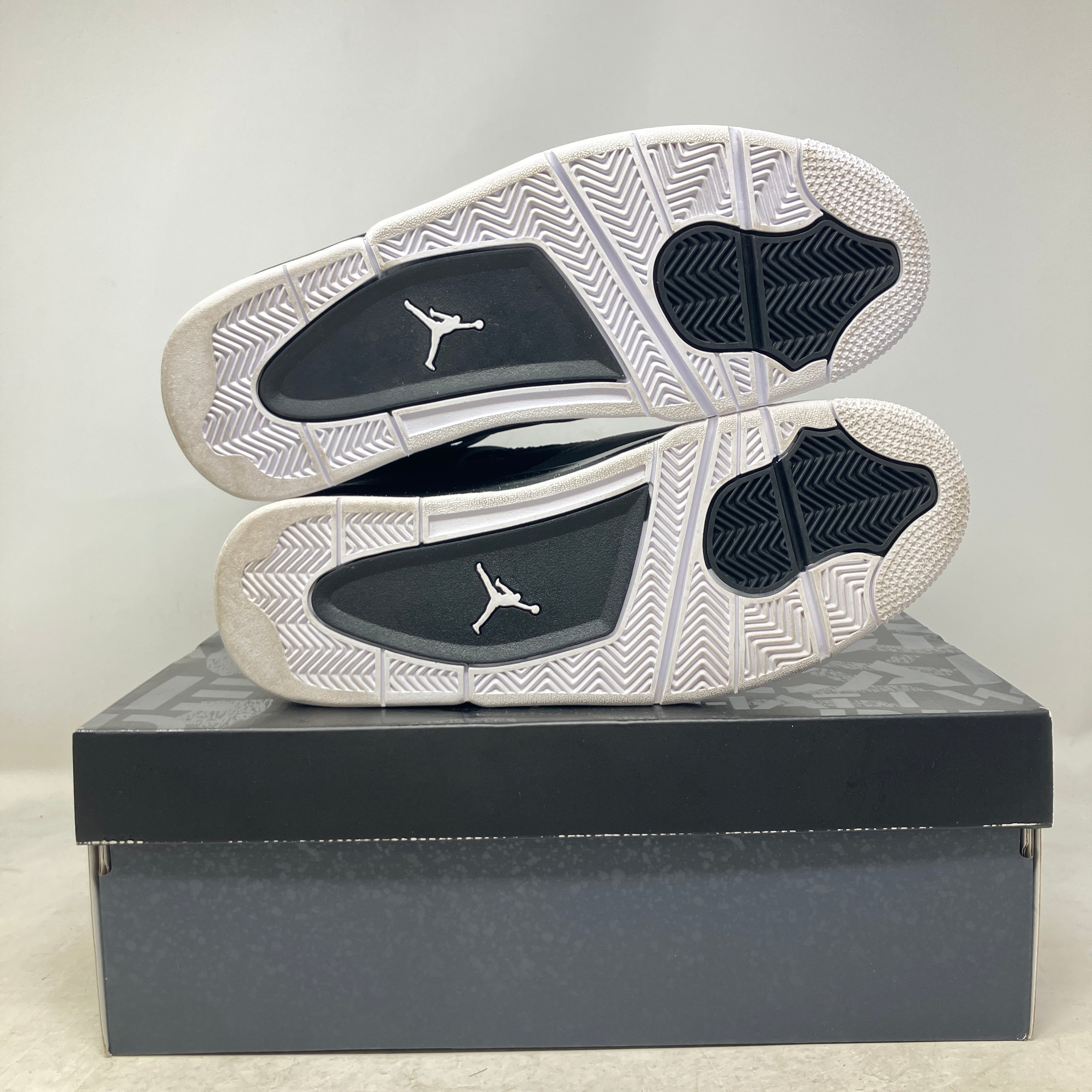 Jordan 4 Retro Fear (2024)
