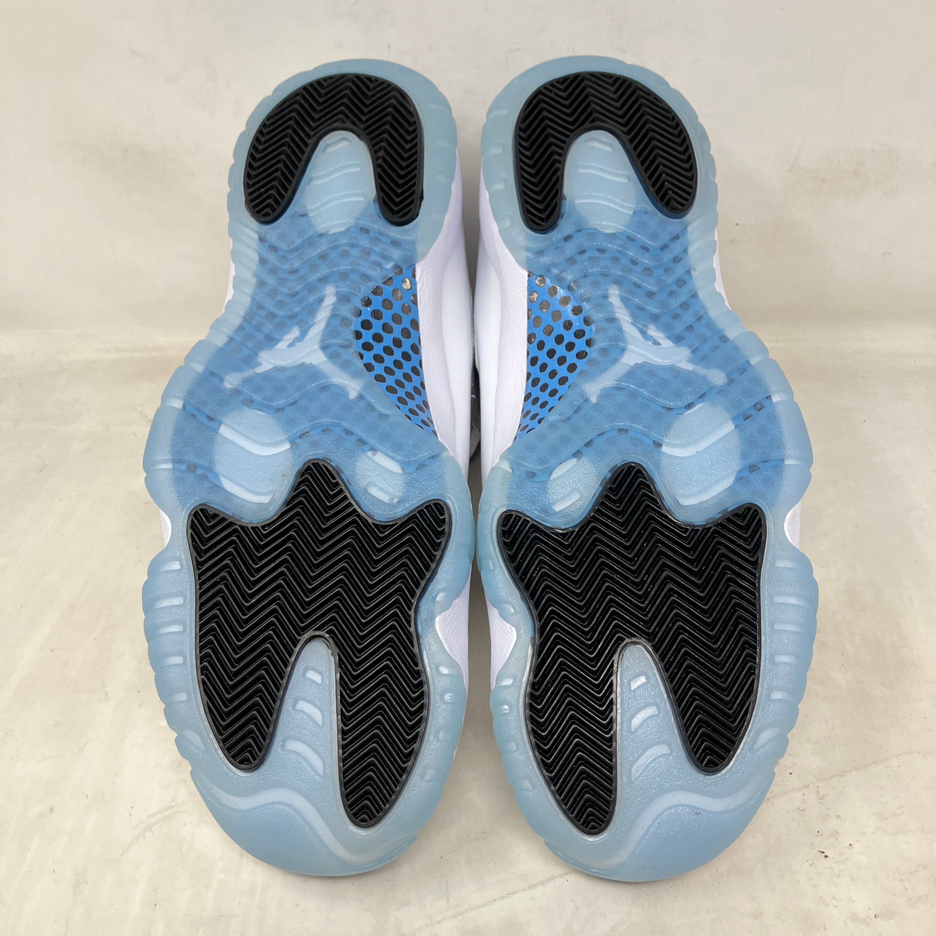 Jordan 11 Retro Legend Blue (2024)