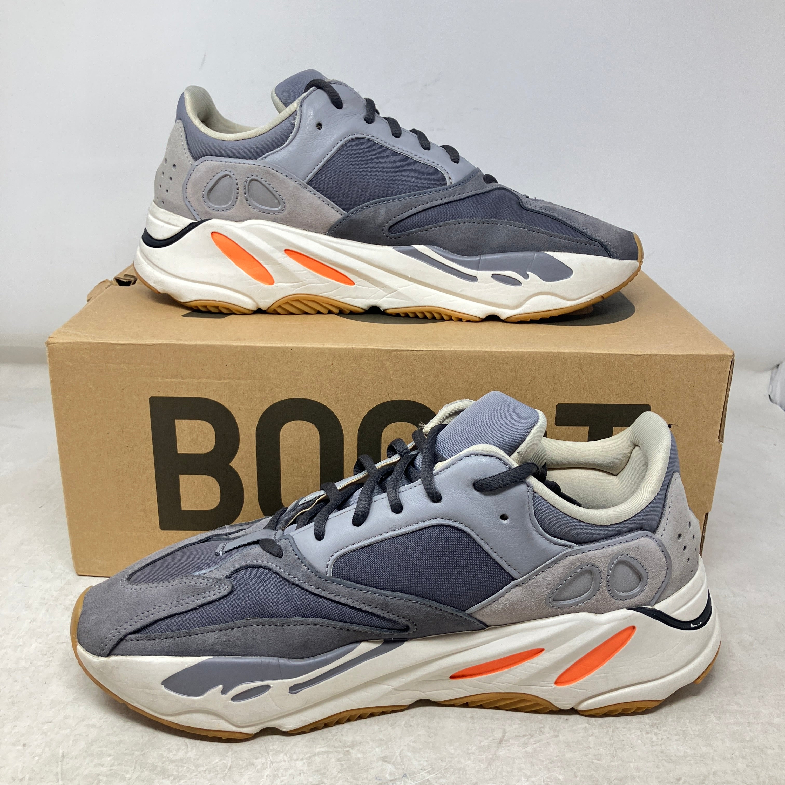 adidas Yeezy Boost 700 Magnet
