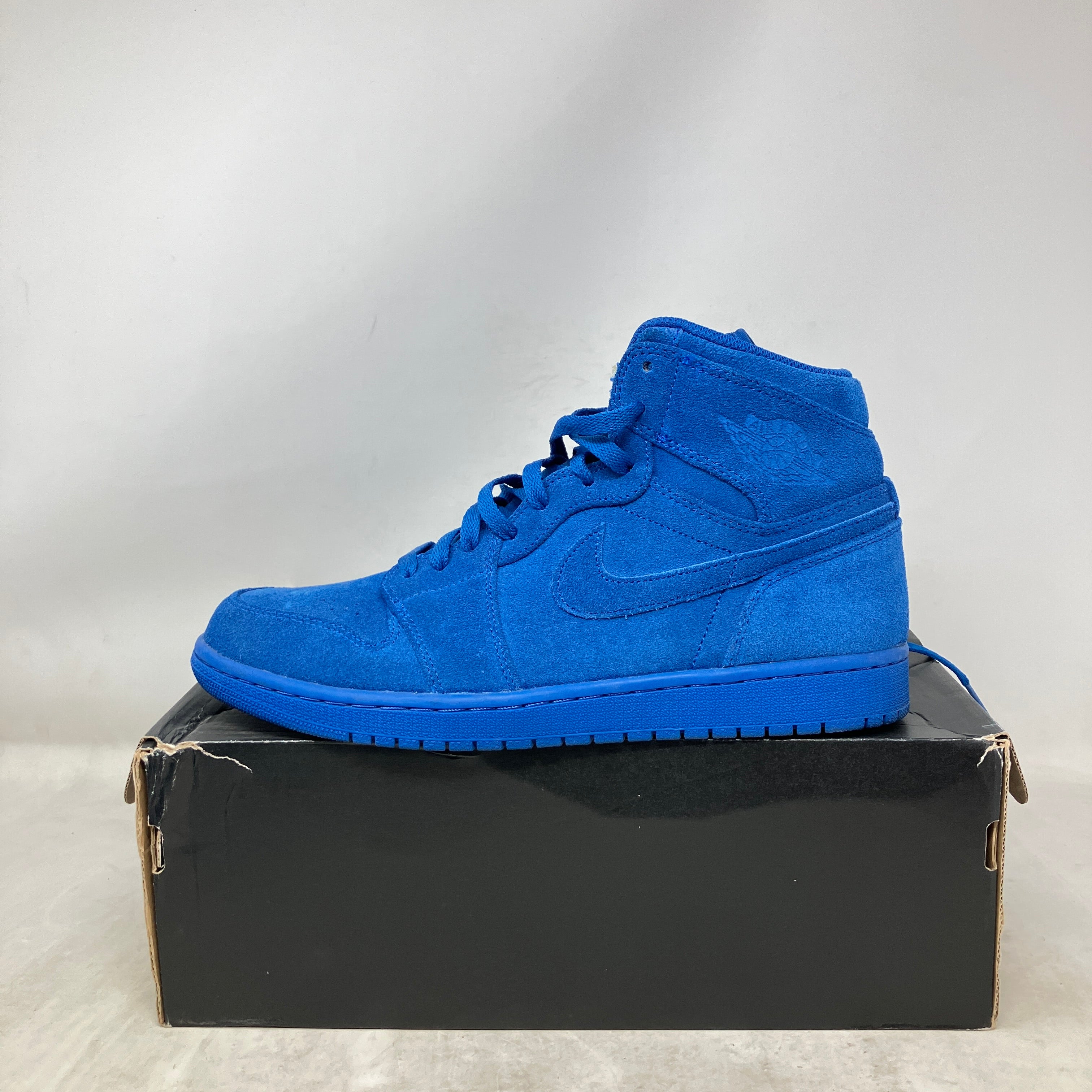 Jordan 1 Retro Blue Suede