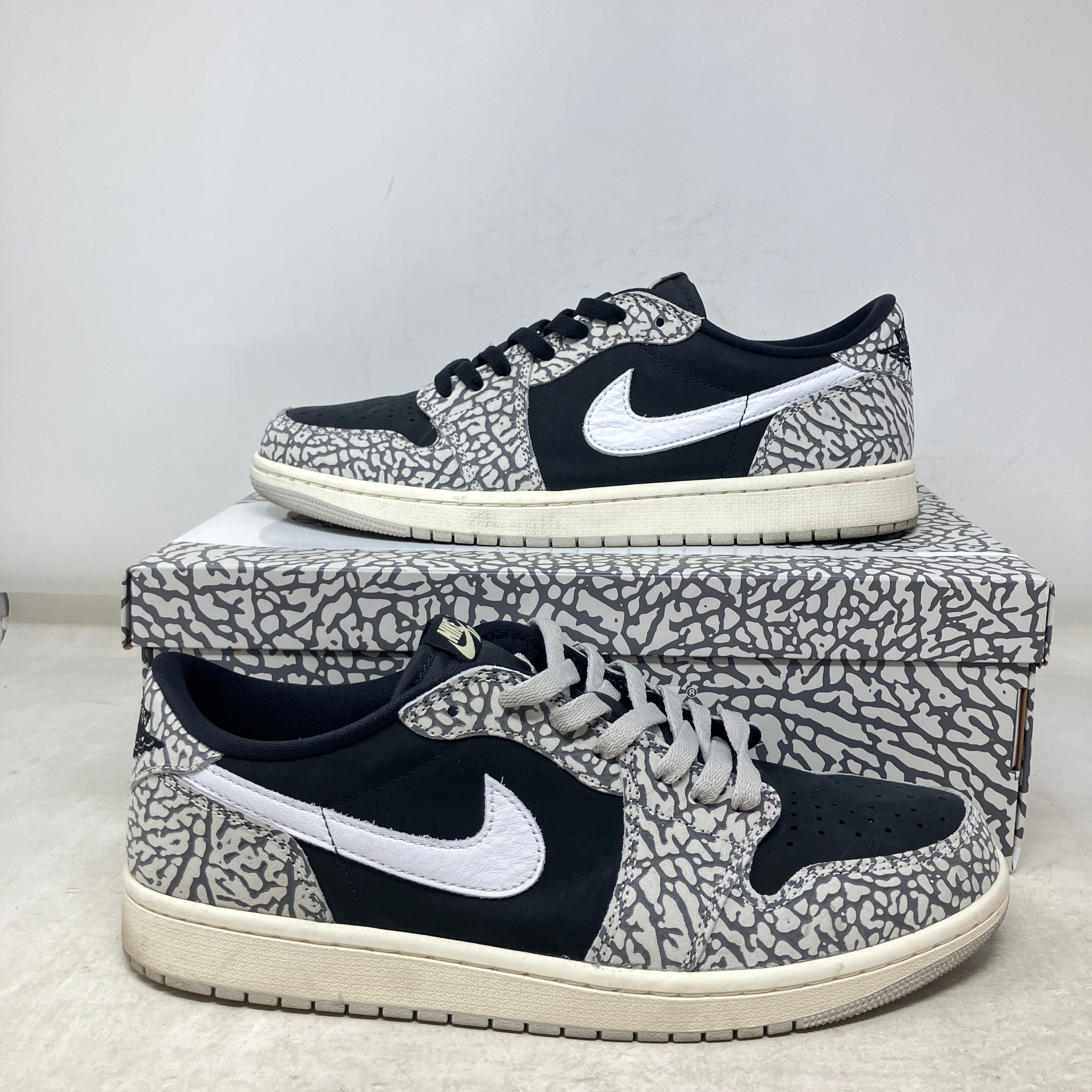 Jordan 1 Retro Low OG Black Cement