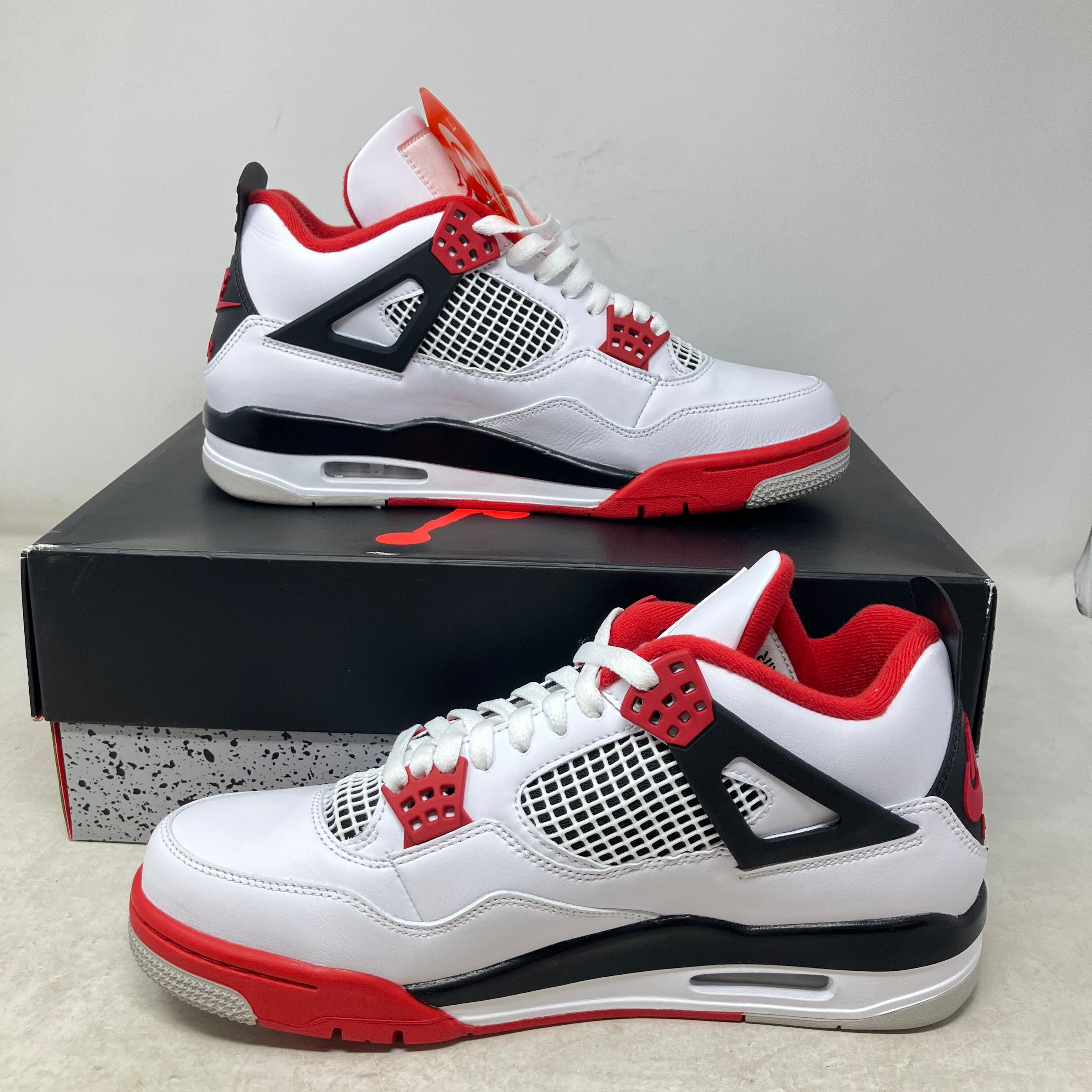 Jordan 4 Retro Fire Red (2020)