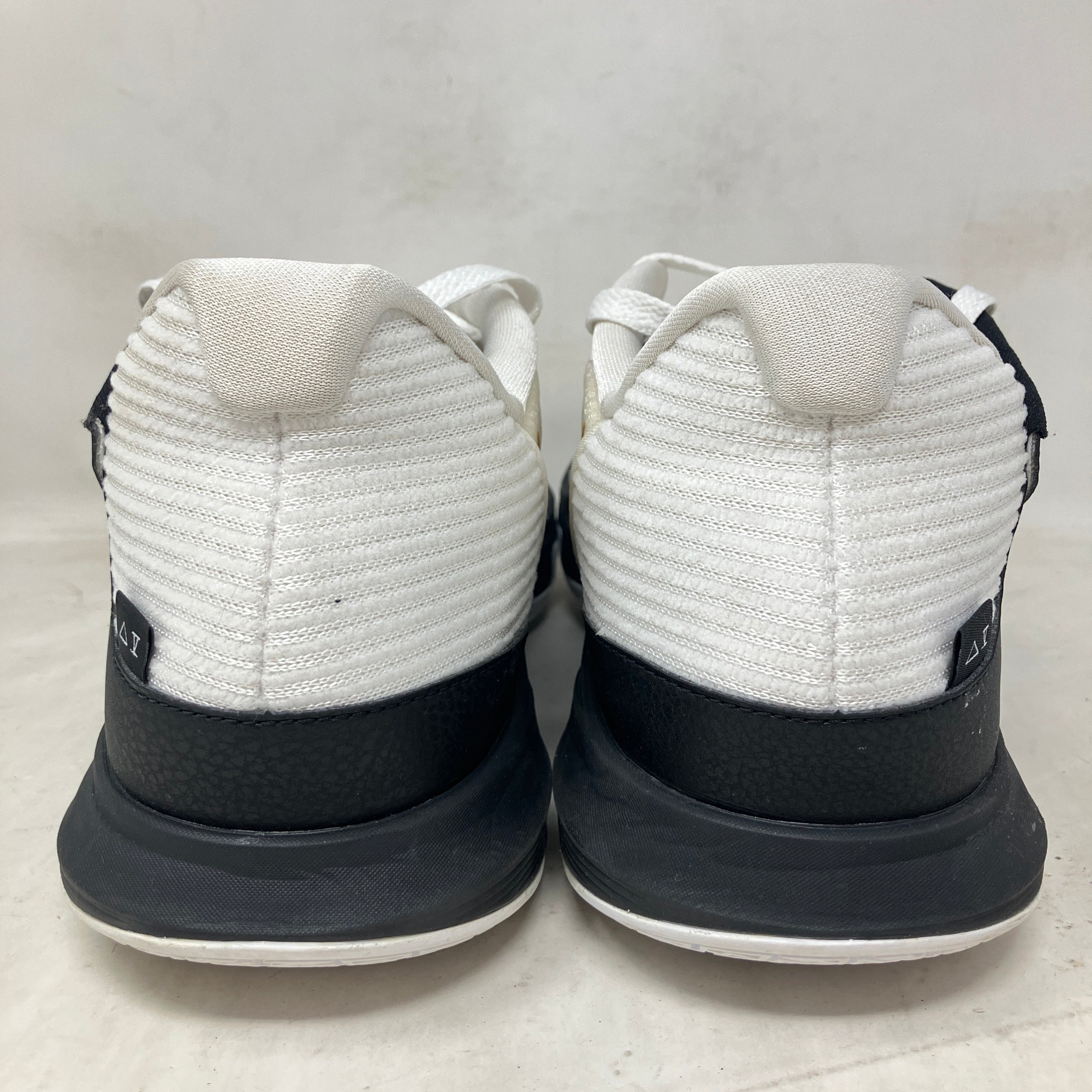 Nike Kyrie Low 5 White Gold