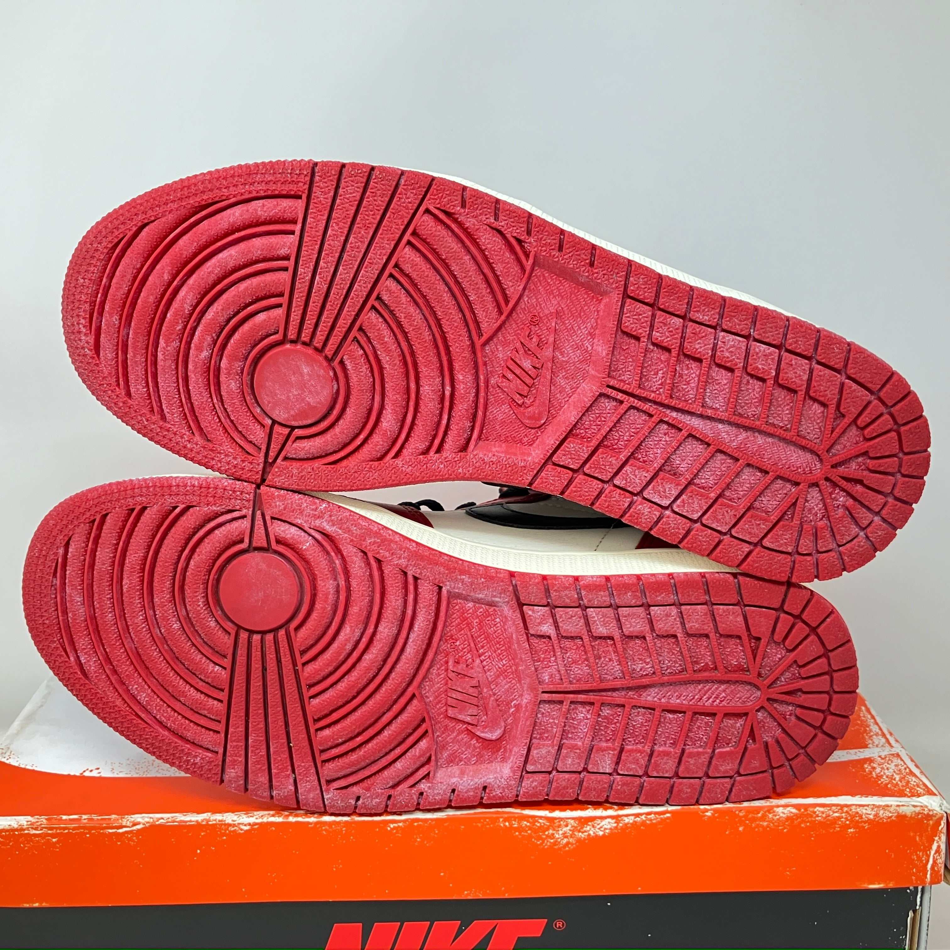 Jordan 1 Retro High OG Chicago Lost and Found