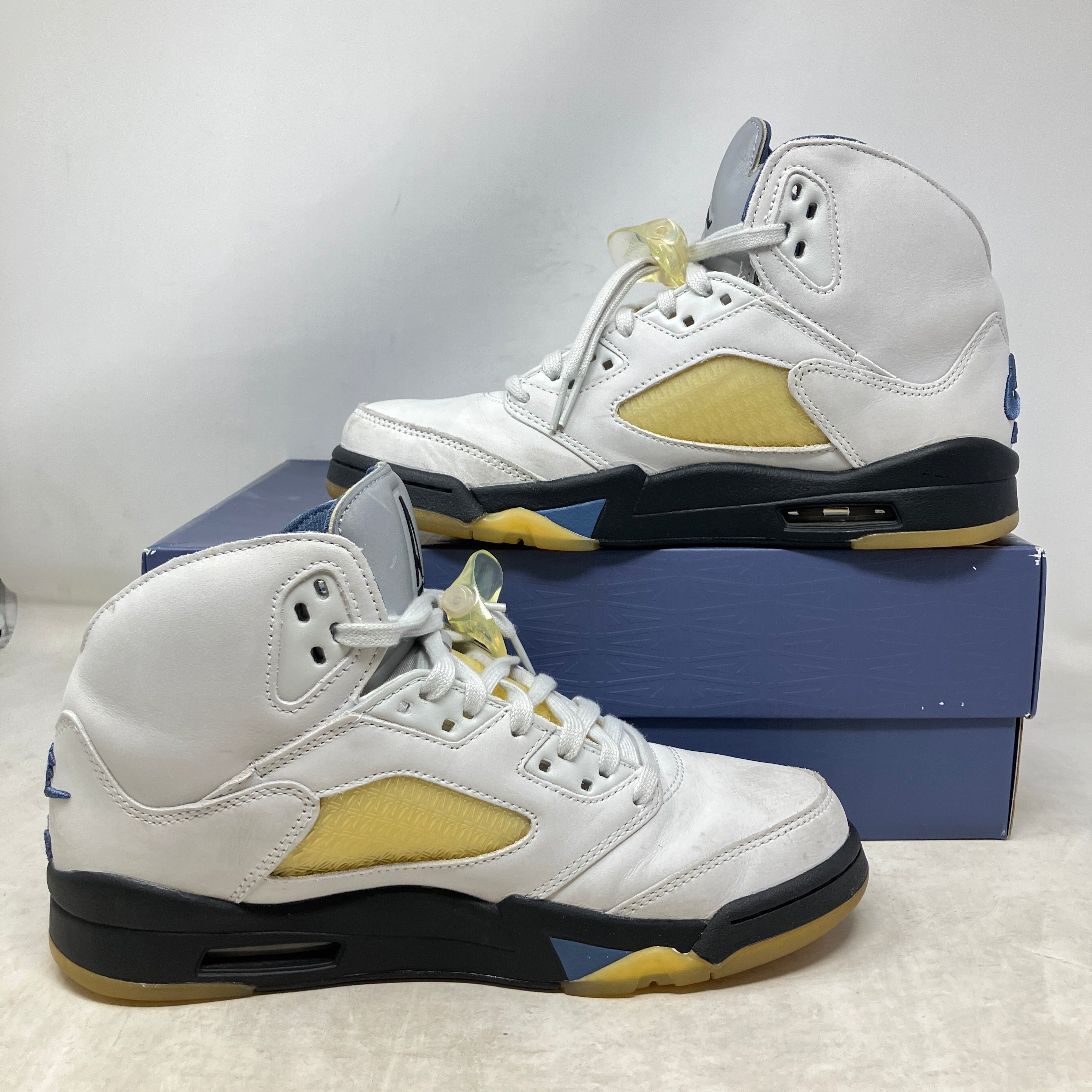 Jordan 5 Retro A Ma Maniére Dawn (Women's)