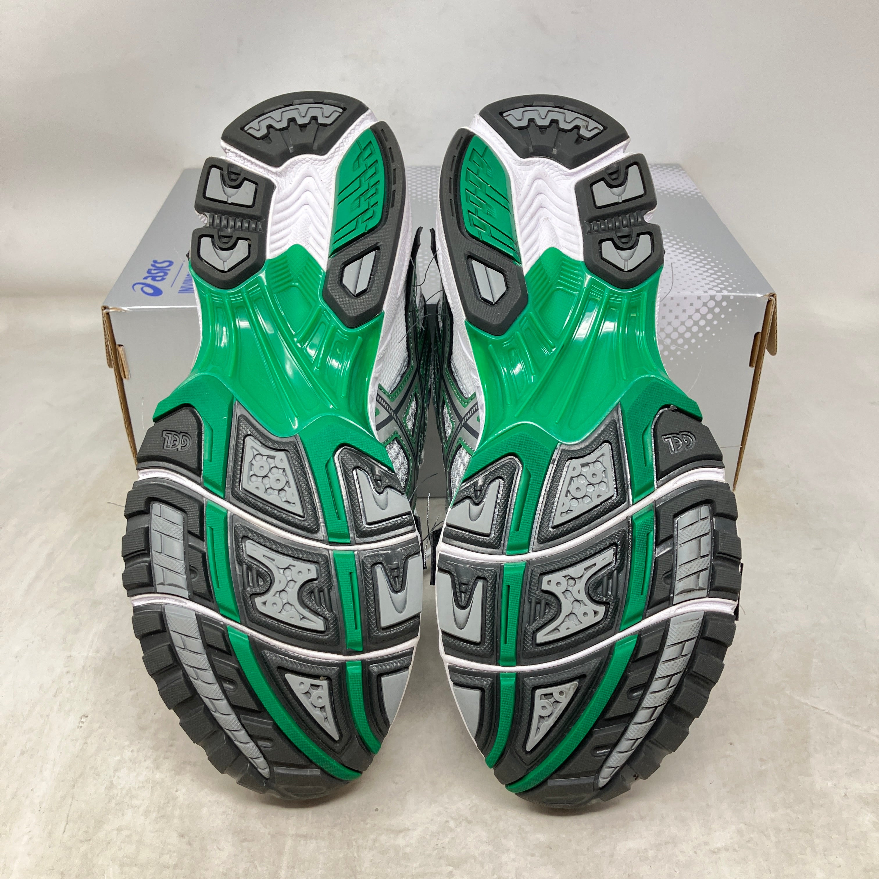ASICS Gel-Nimbus 10.1 Invincible HTTP 404 Green