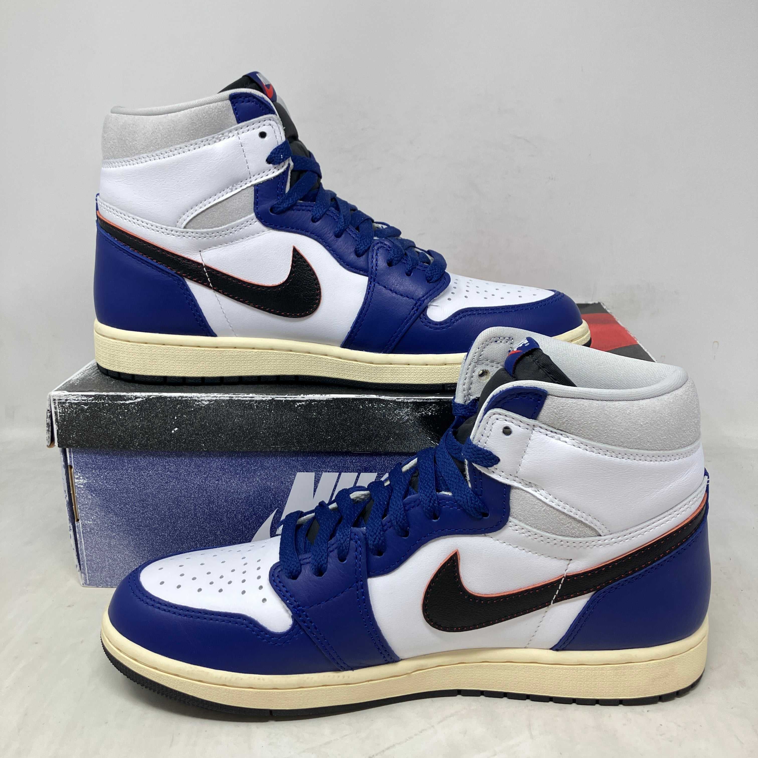 Jordan 1 Retro High OG Rare Air