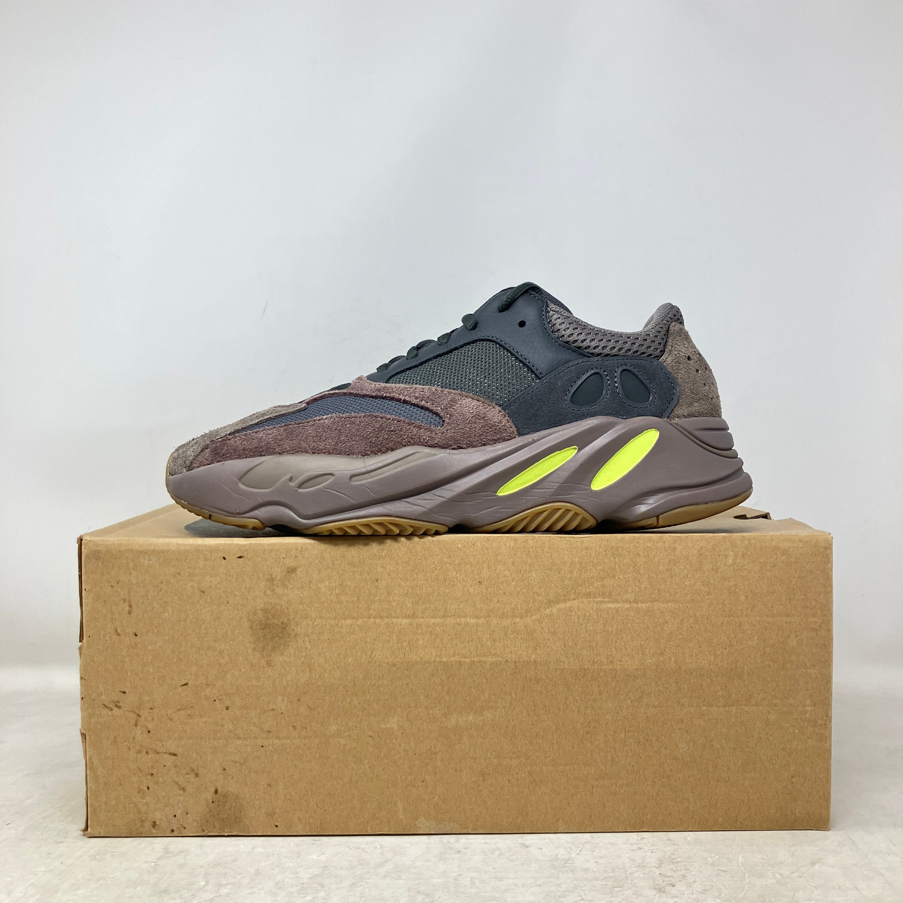 adidas Yeezy Boost 700 Mauve