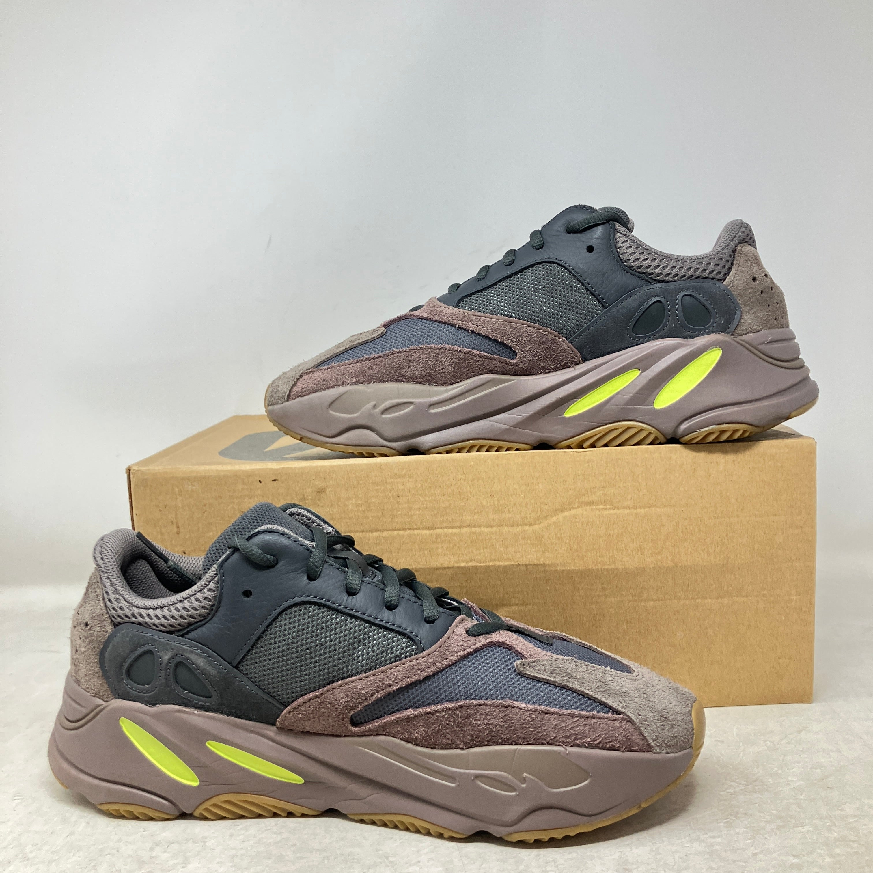 adidas Yeezy Boost 700 Mauve