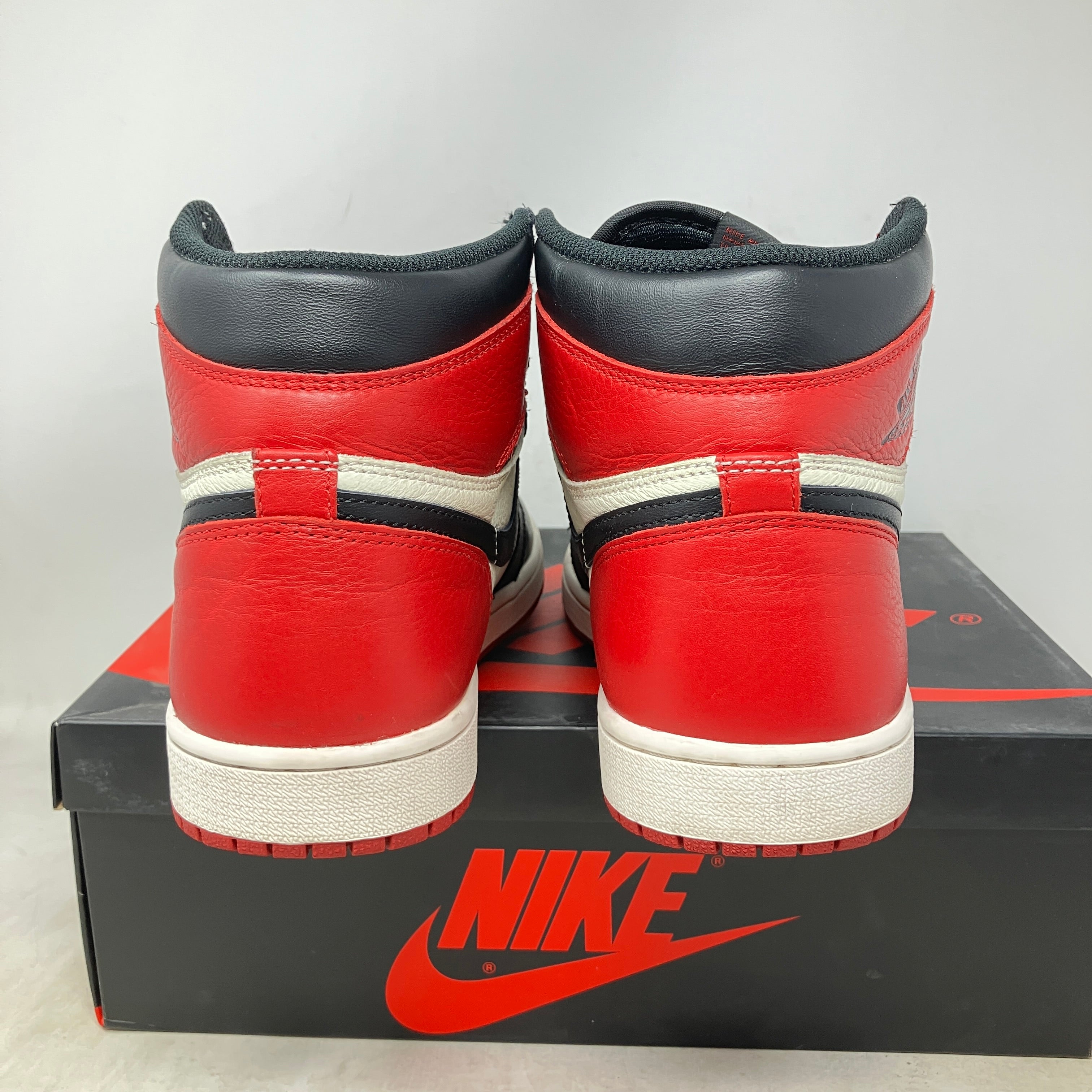 Jordan 1 Retro High Bred Toe