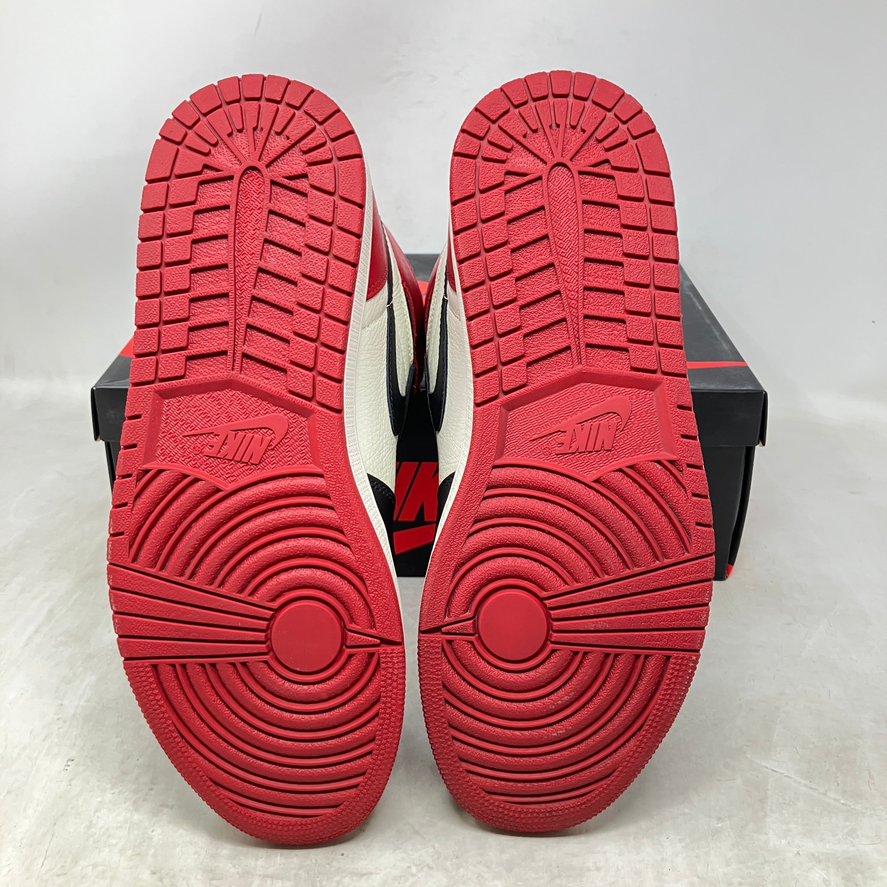 Jordan 1 Retro High Bred Toe
