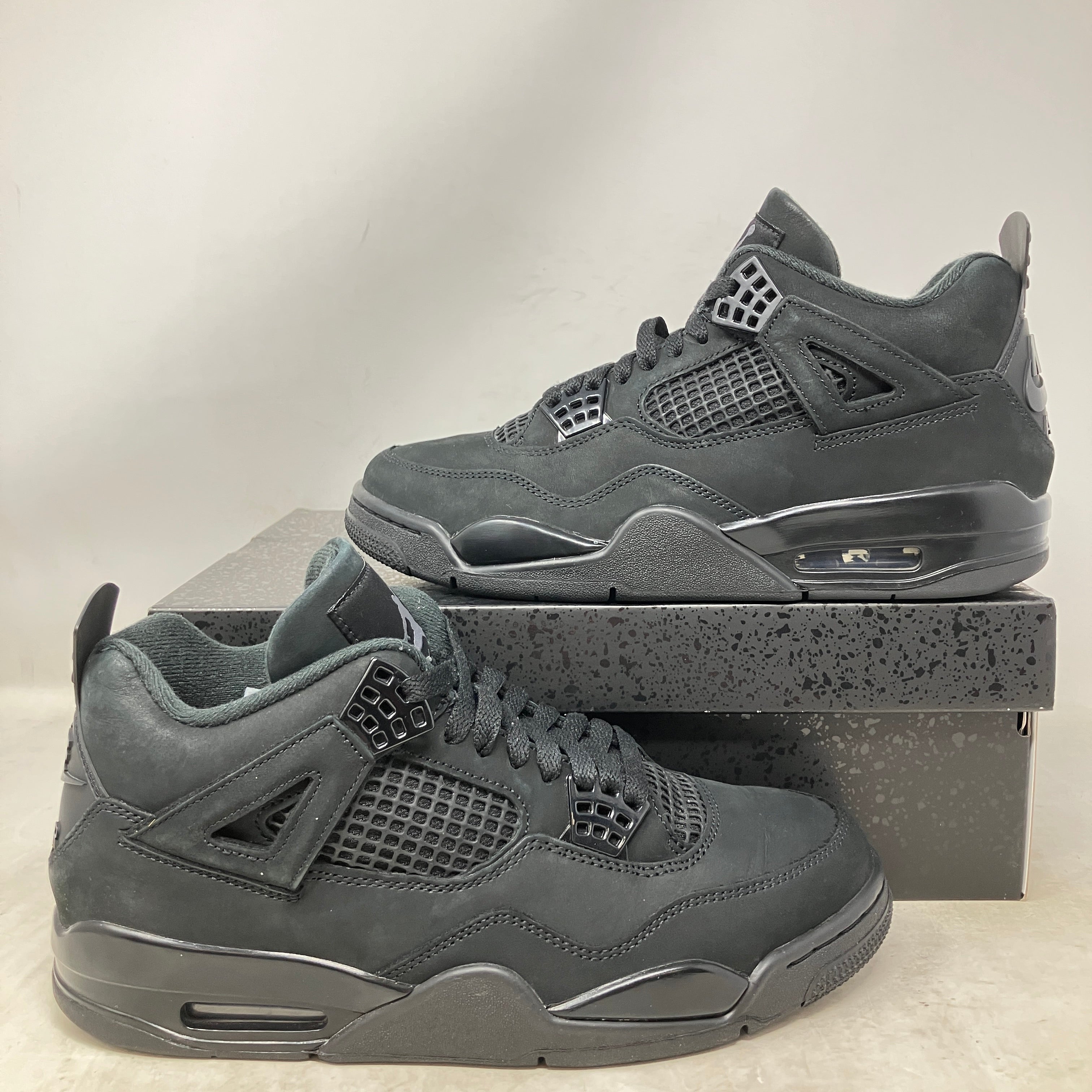Jordan 4 Retro Black Cat (2025)
