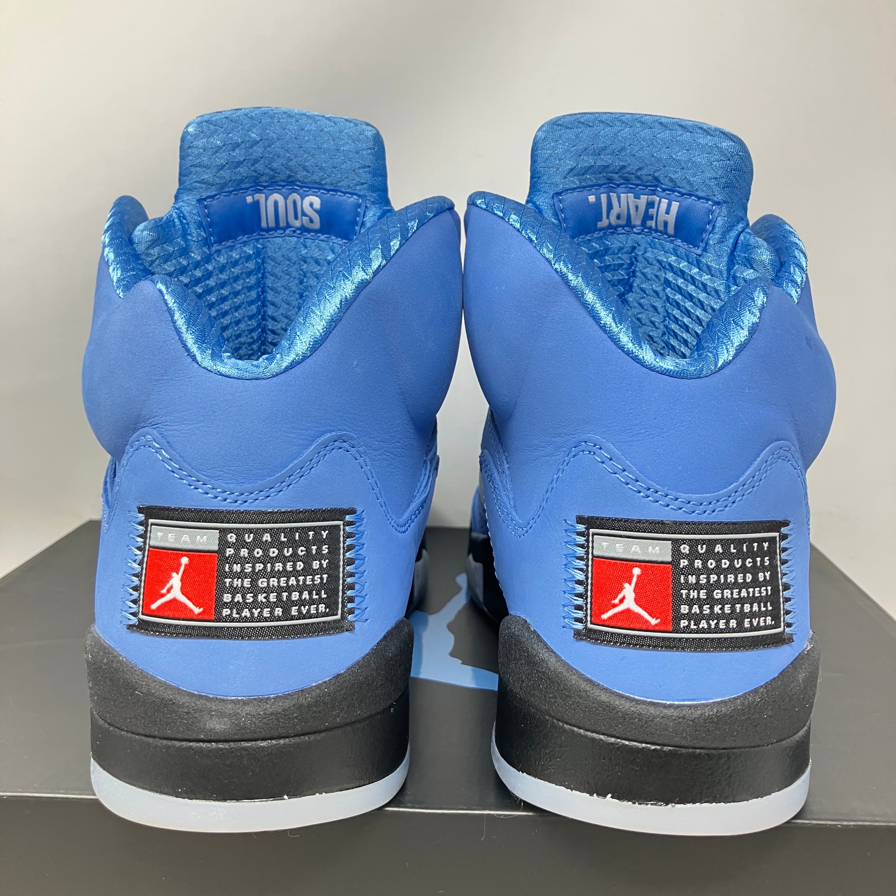 Jordan 5 Retro UNC University Blue