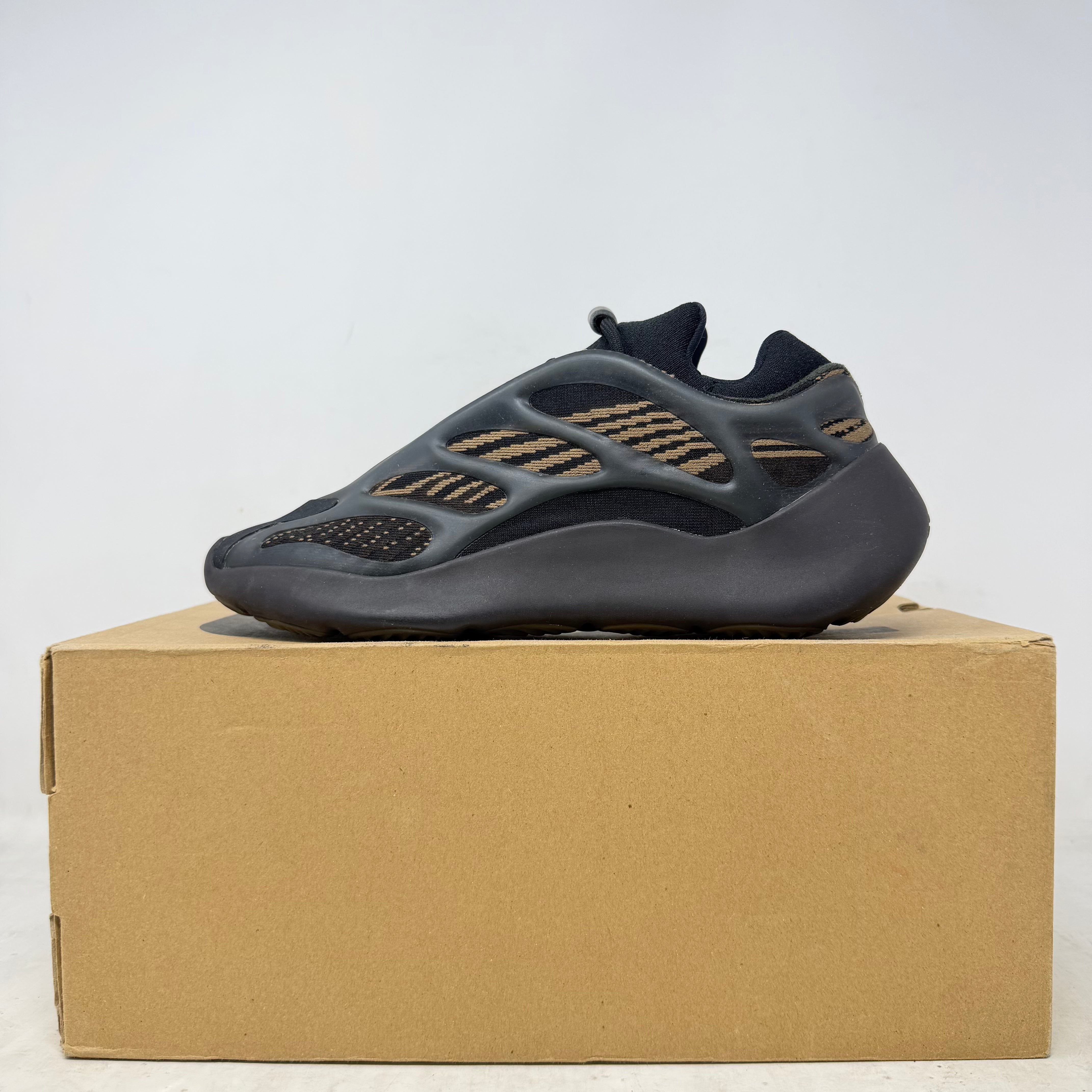 adidas Yeezy 700 V3 Clay Brown