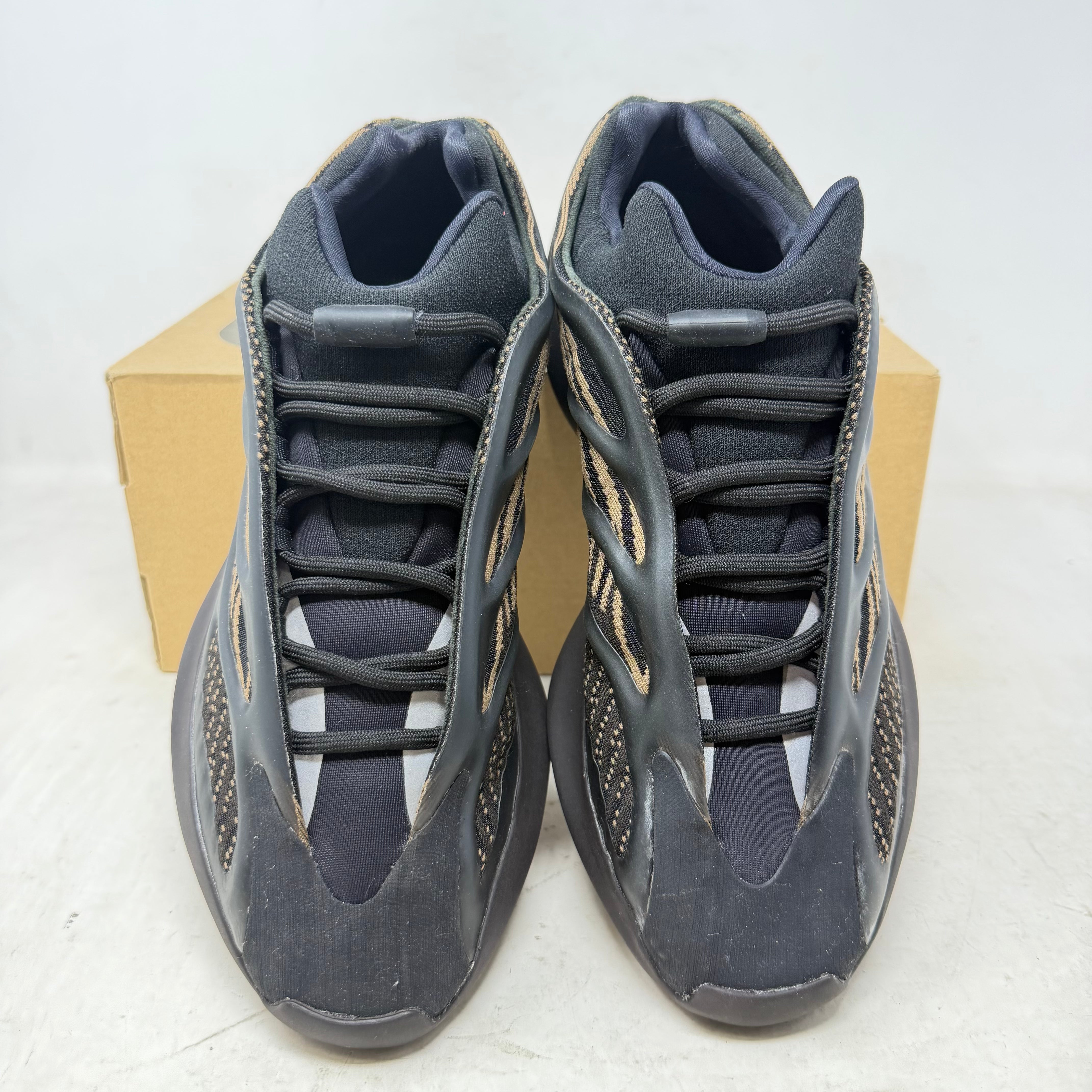 adidas Yeezy 700 V3 Clay Brown