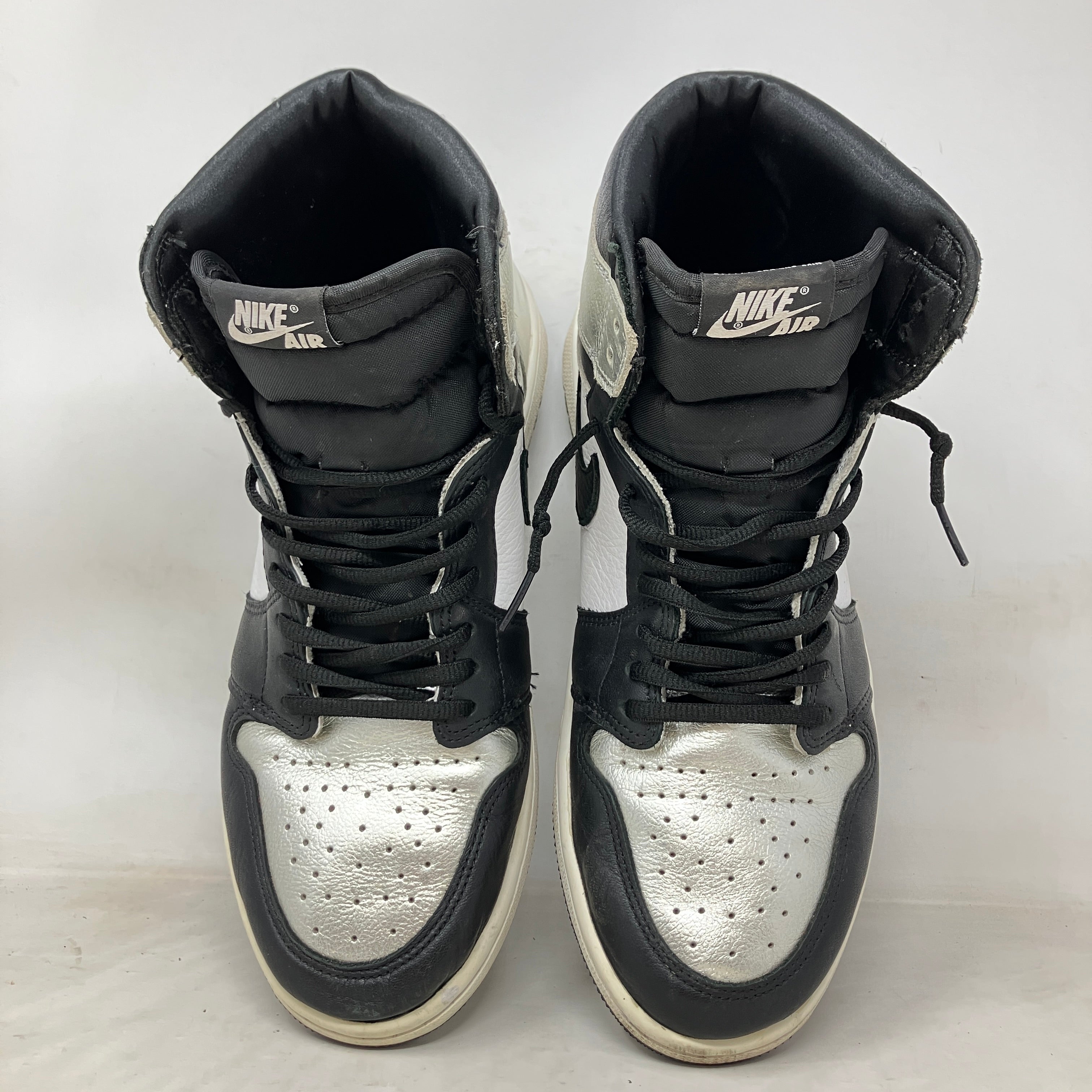 Jordan 1 Retro High Silver Toe (Women's)