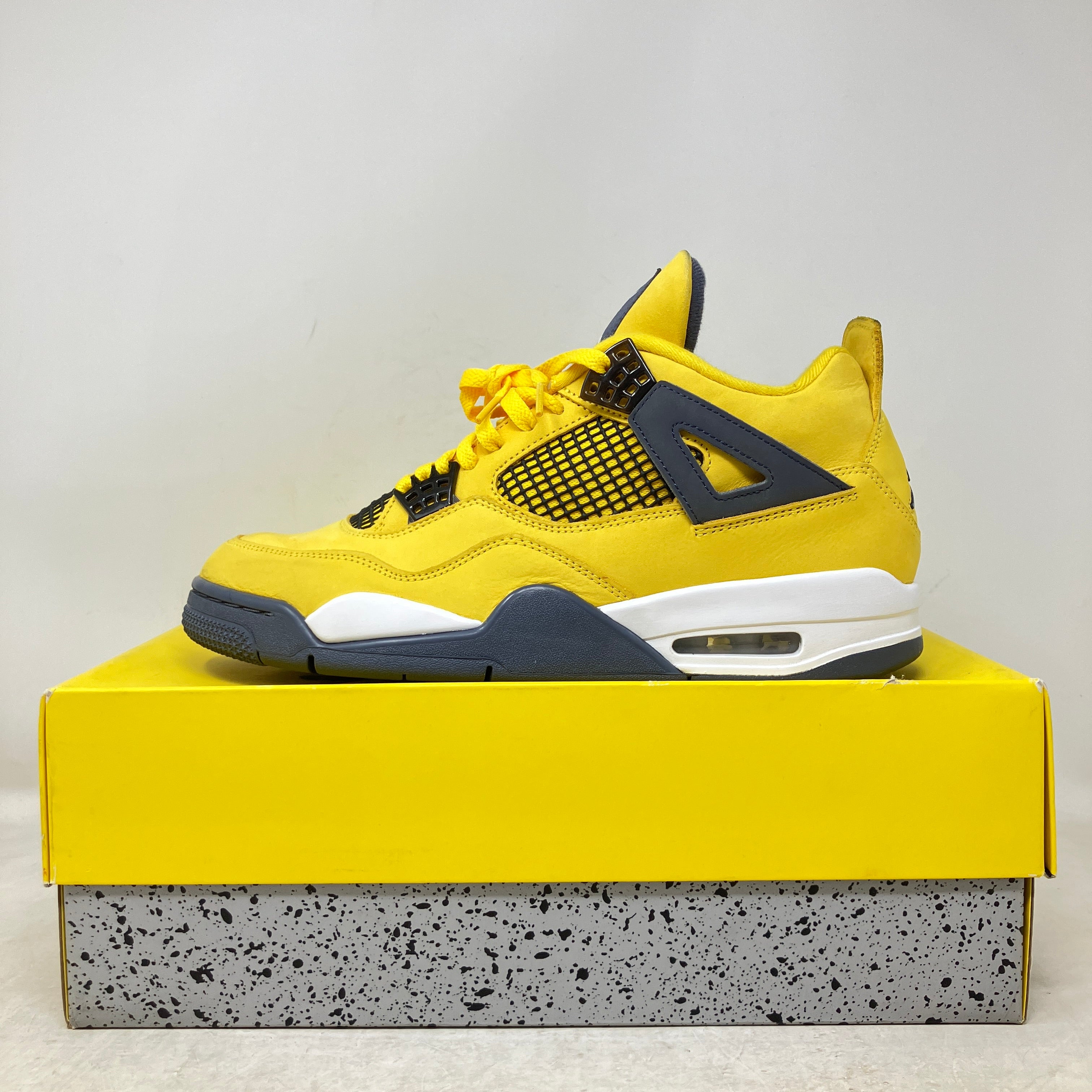 Jordan 4 Retro Lightning (2021)