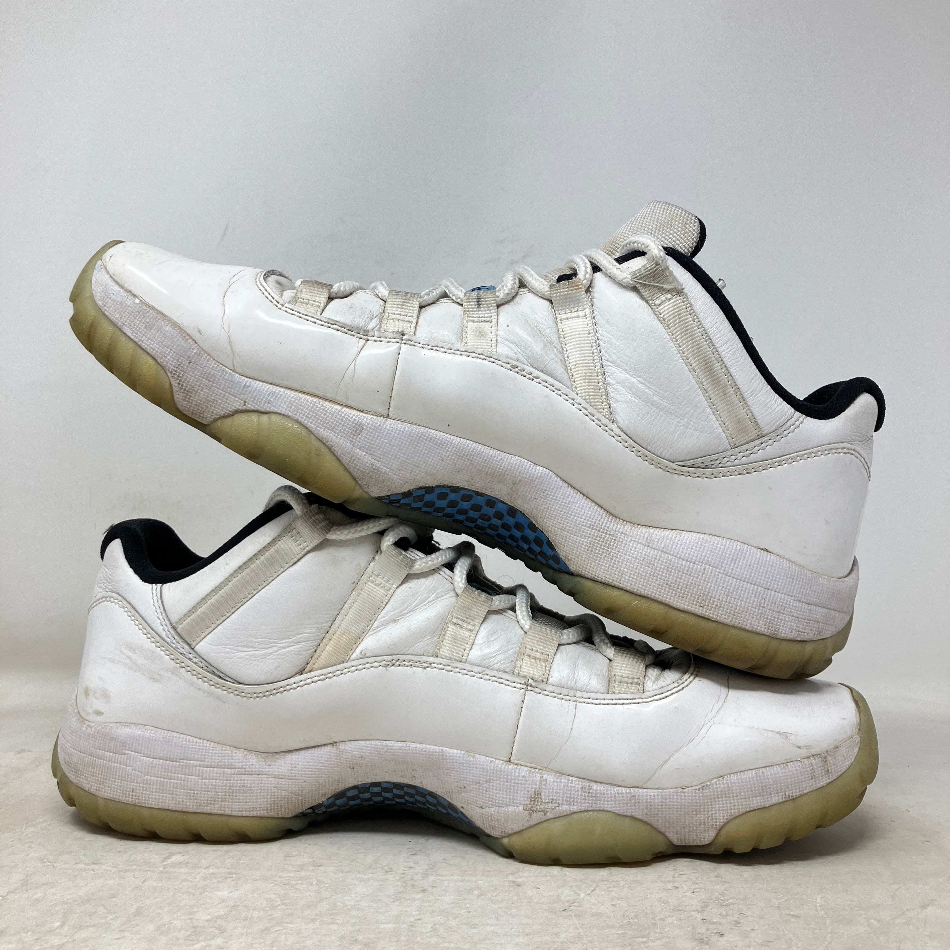 Jordan 11 Retro Low Legend Blue