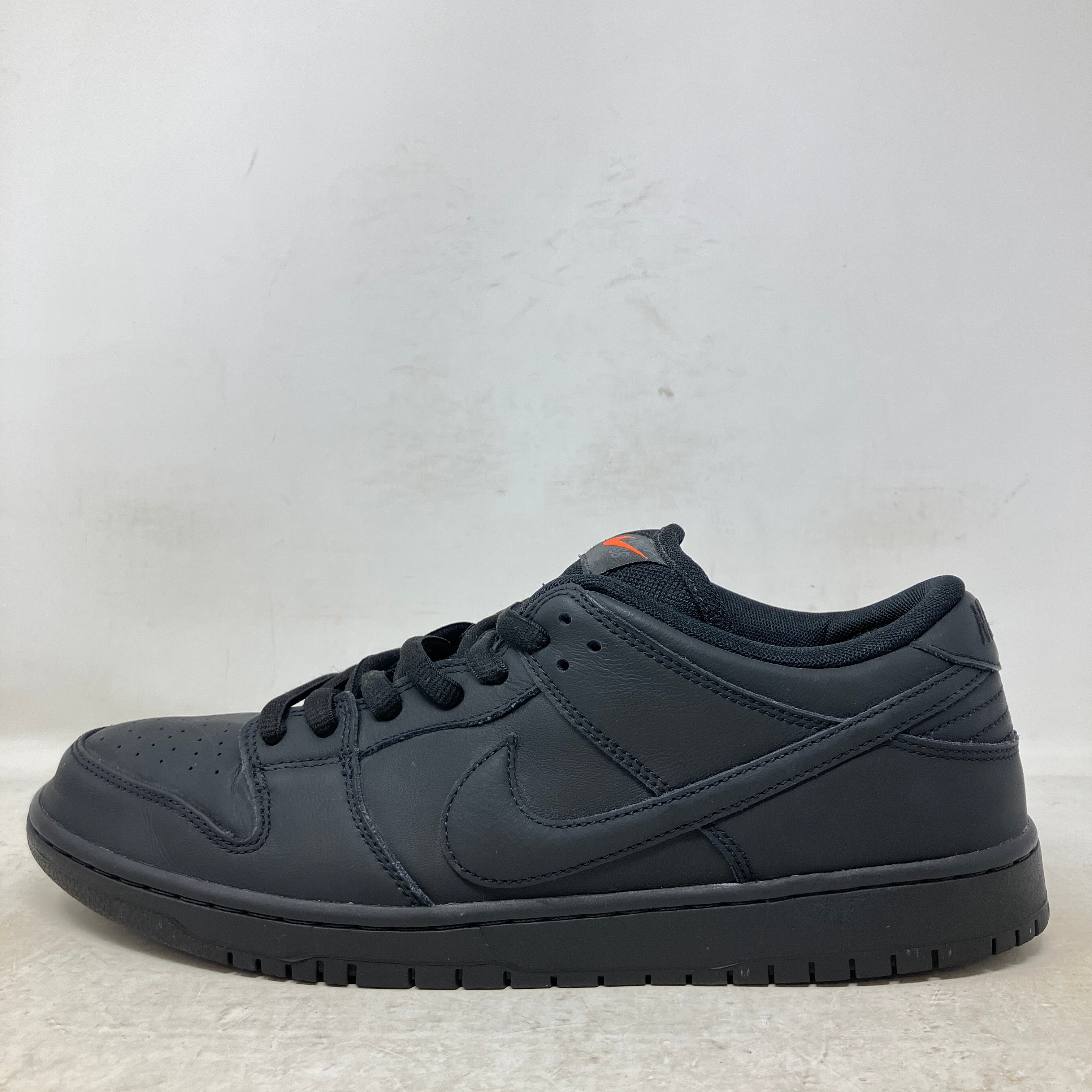 Nike SB Dunk Low Pro Triple Black