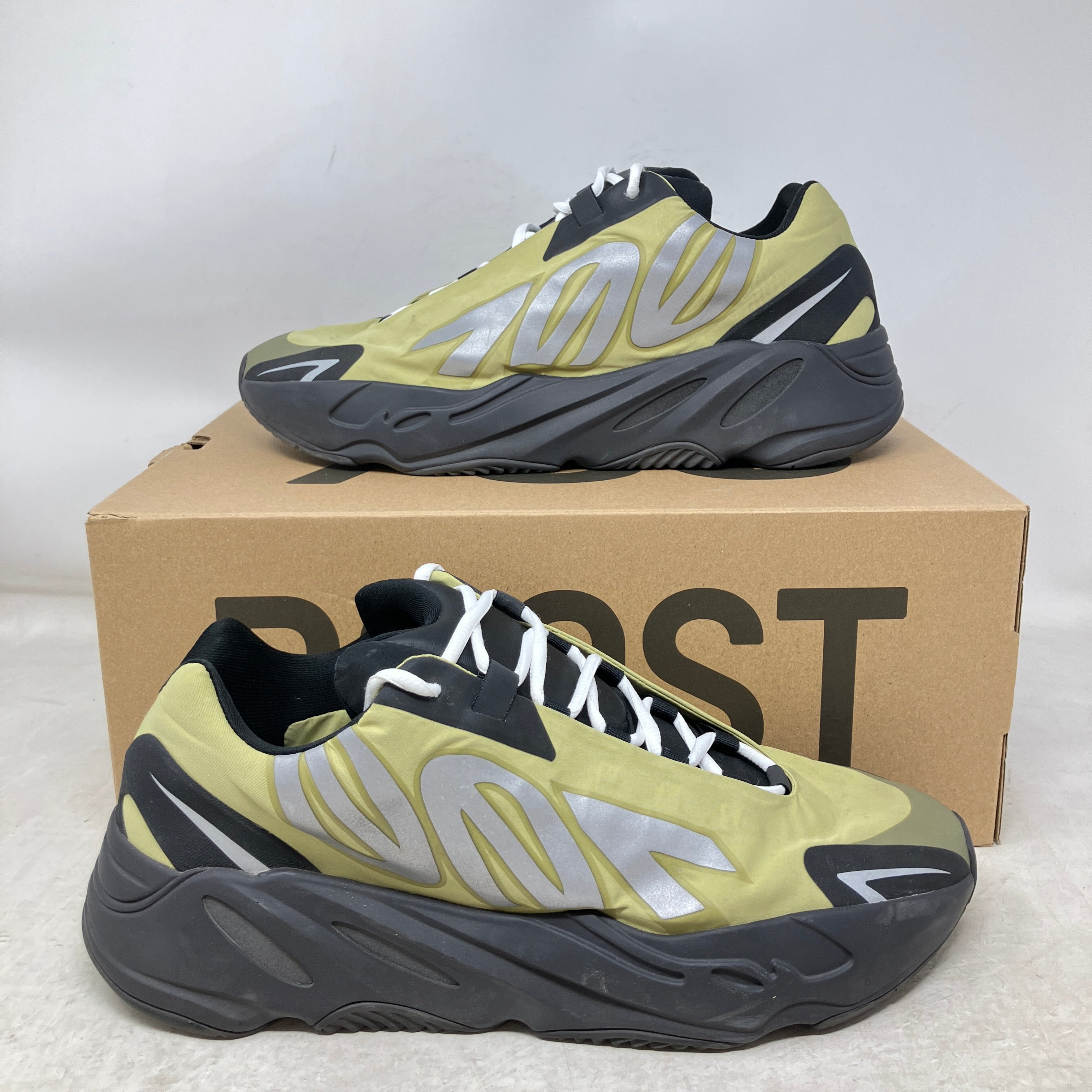 adidas Yeezy Boost 700 MNVN Resin