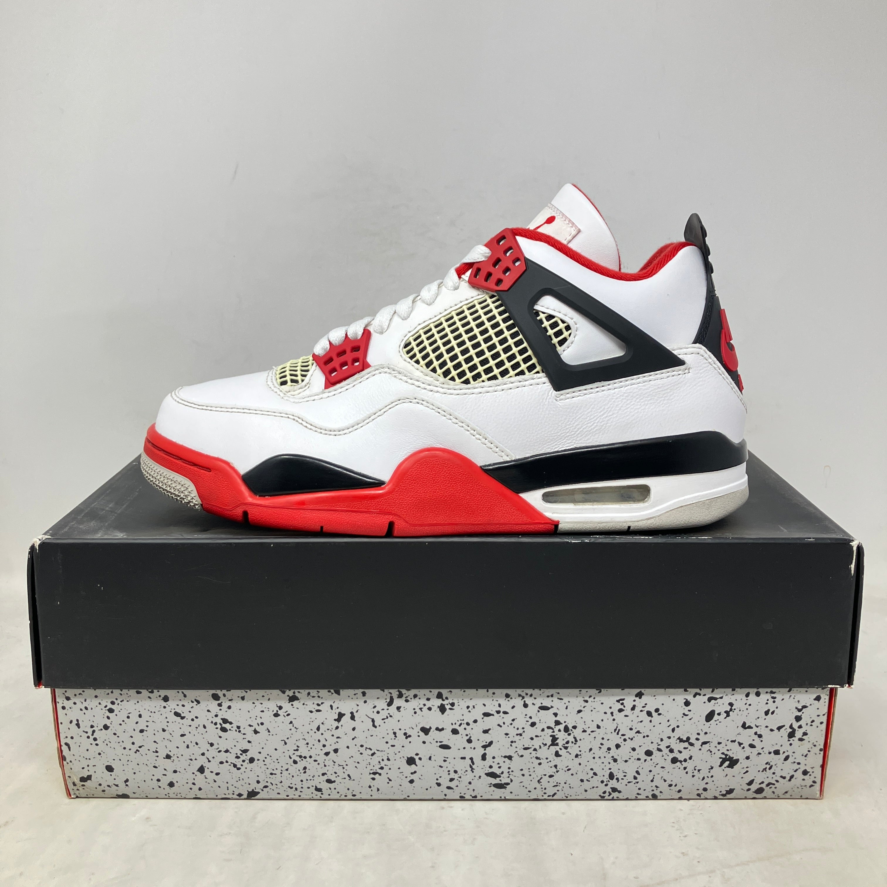 Jordan 4 Retro Fire Red (2020)