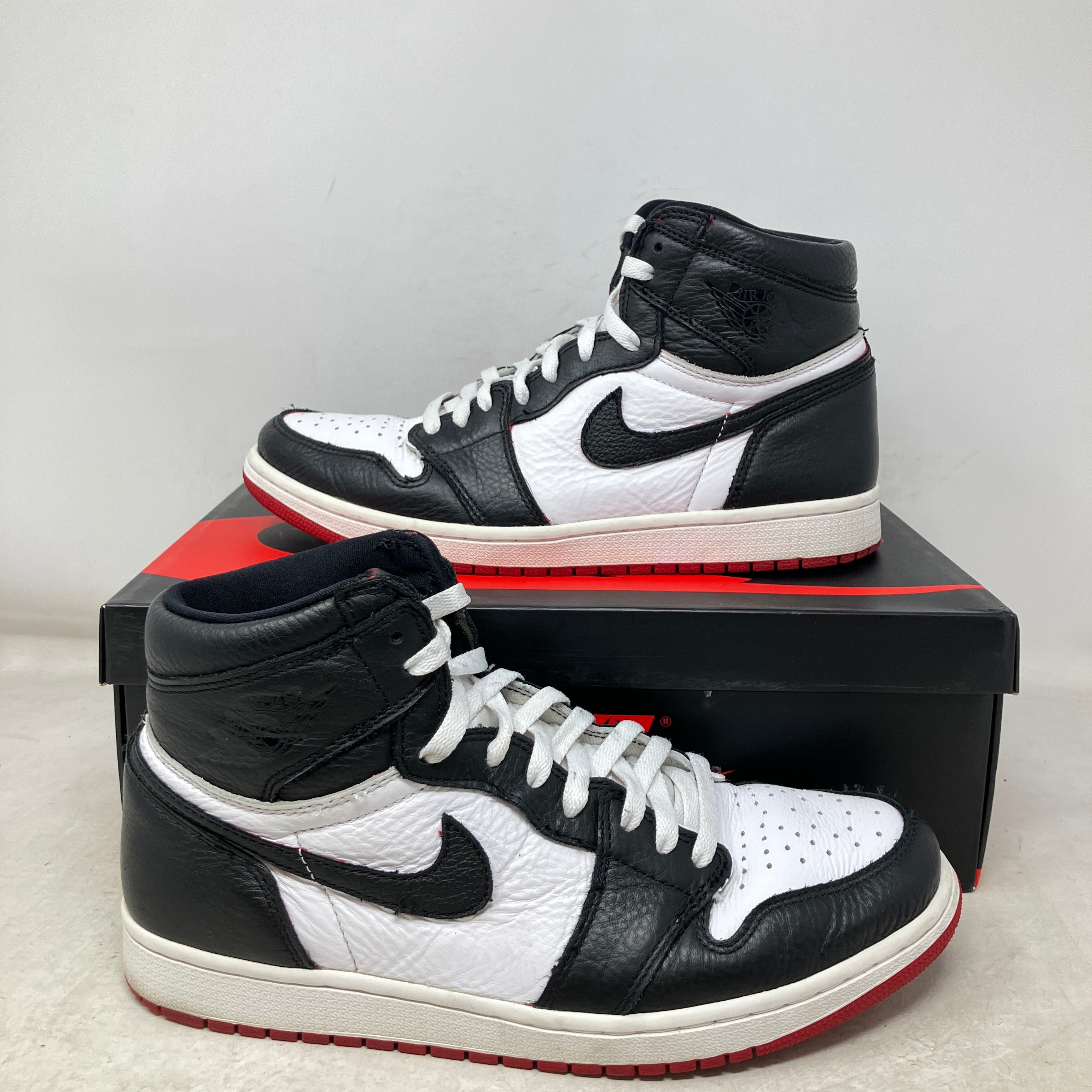 Jordan 1 Retro High Bloodline