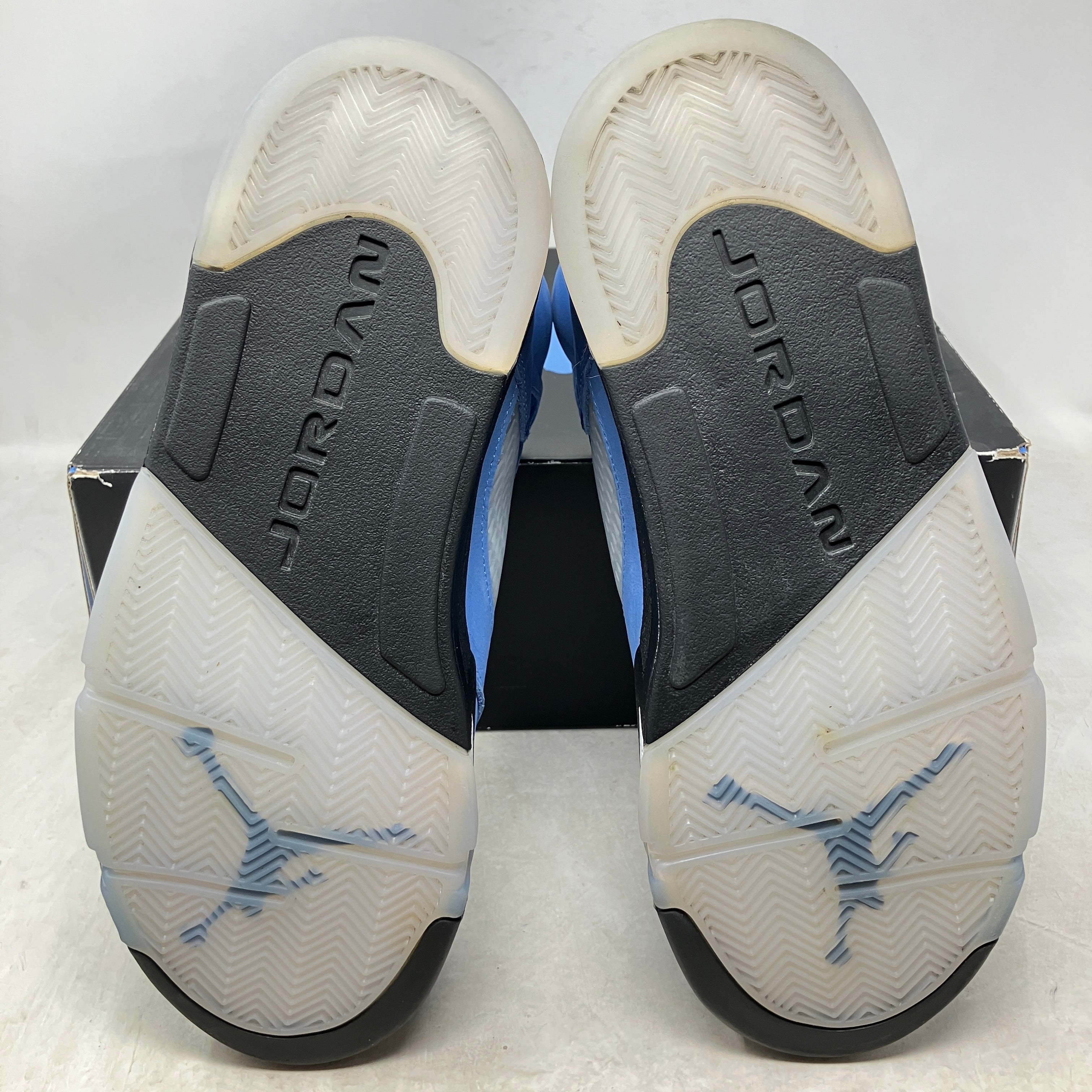 Jordan 5 Retro UNC University Blue